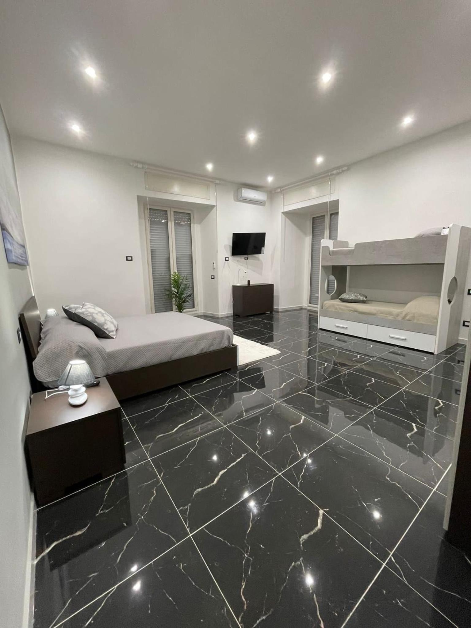 Deluxe Quadruple Room
