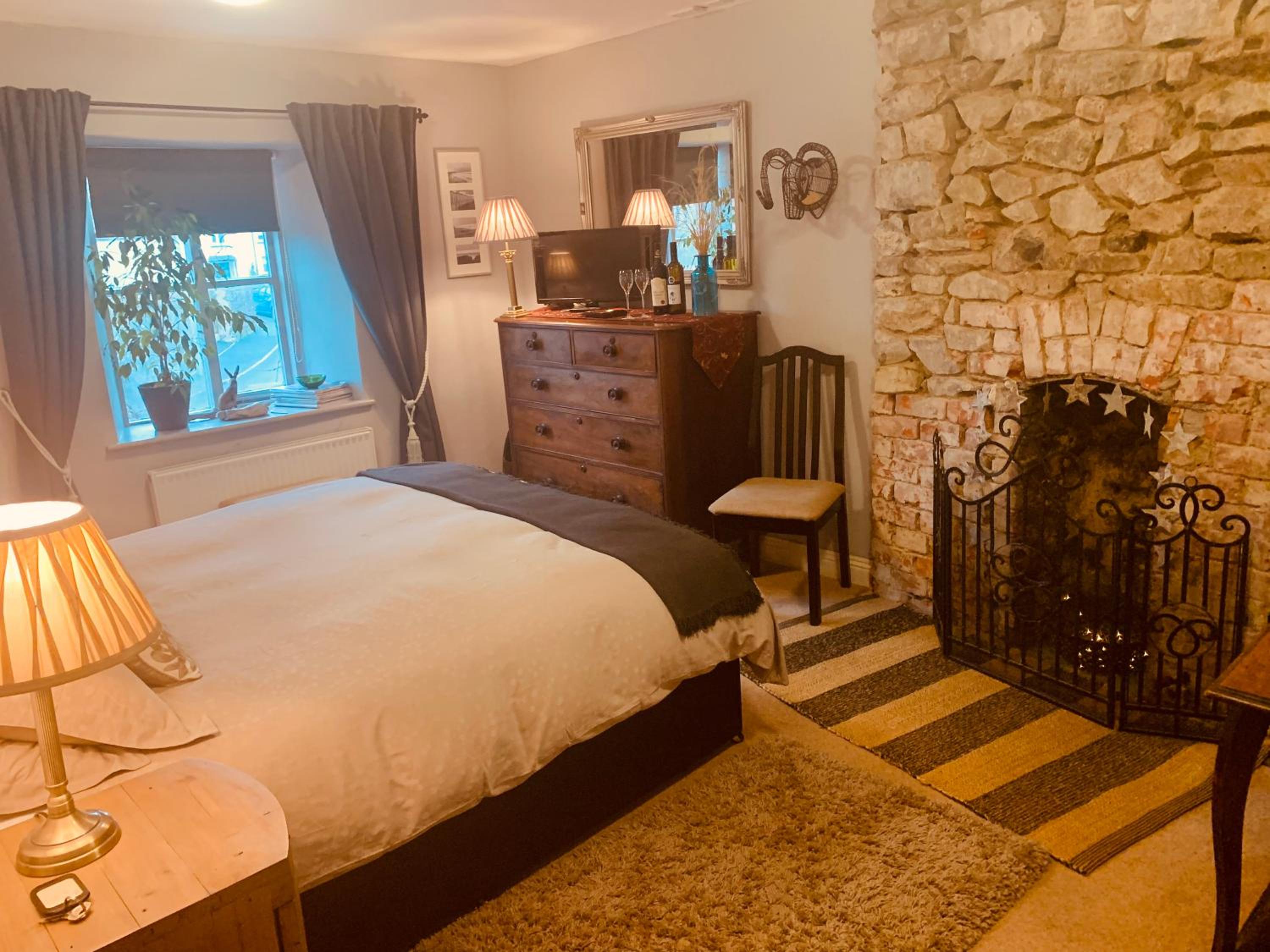 Double Room with Private Bathroom