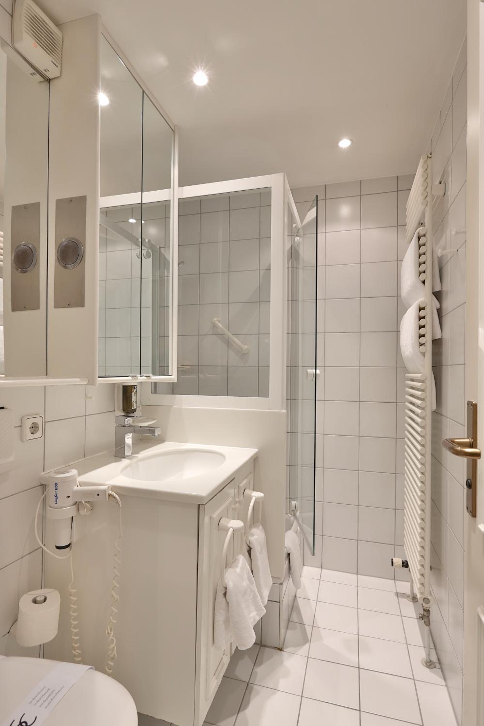 Superior Double Room - Photo 3