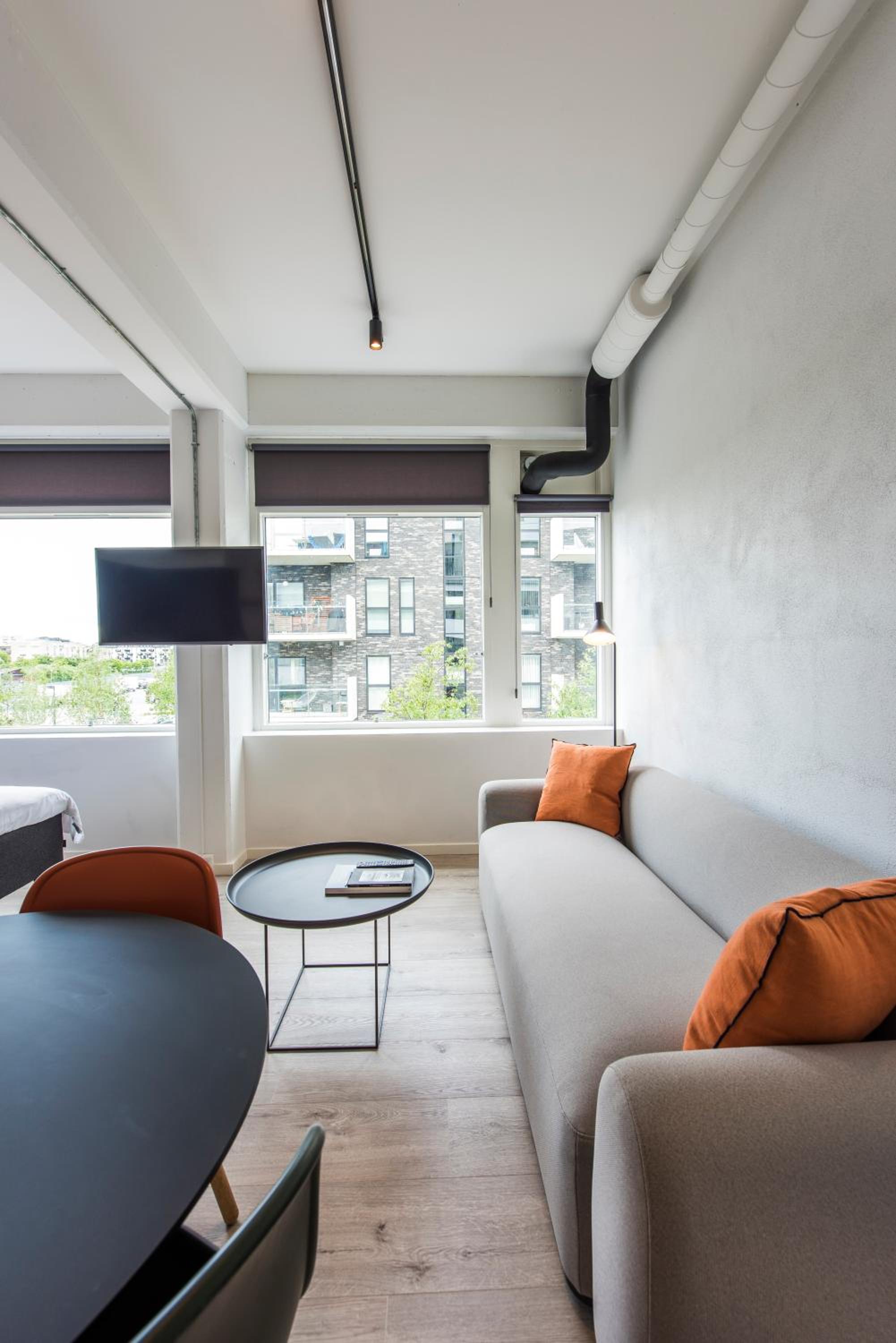 Studio Apartment photo 2