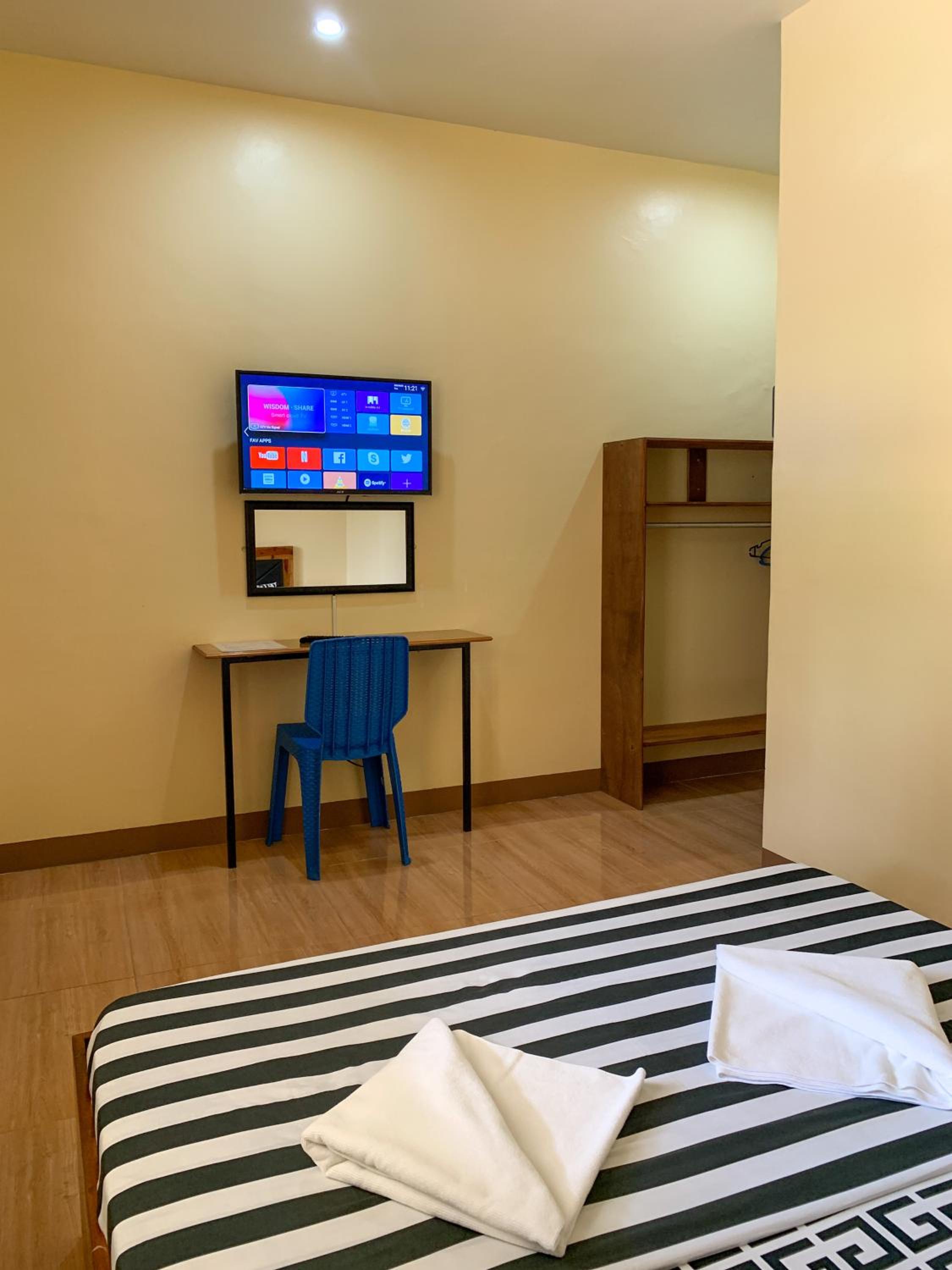 Standard Double Room - Photo 4