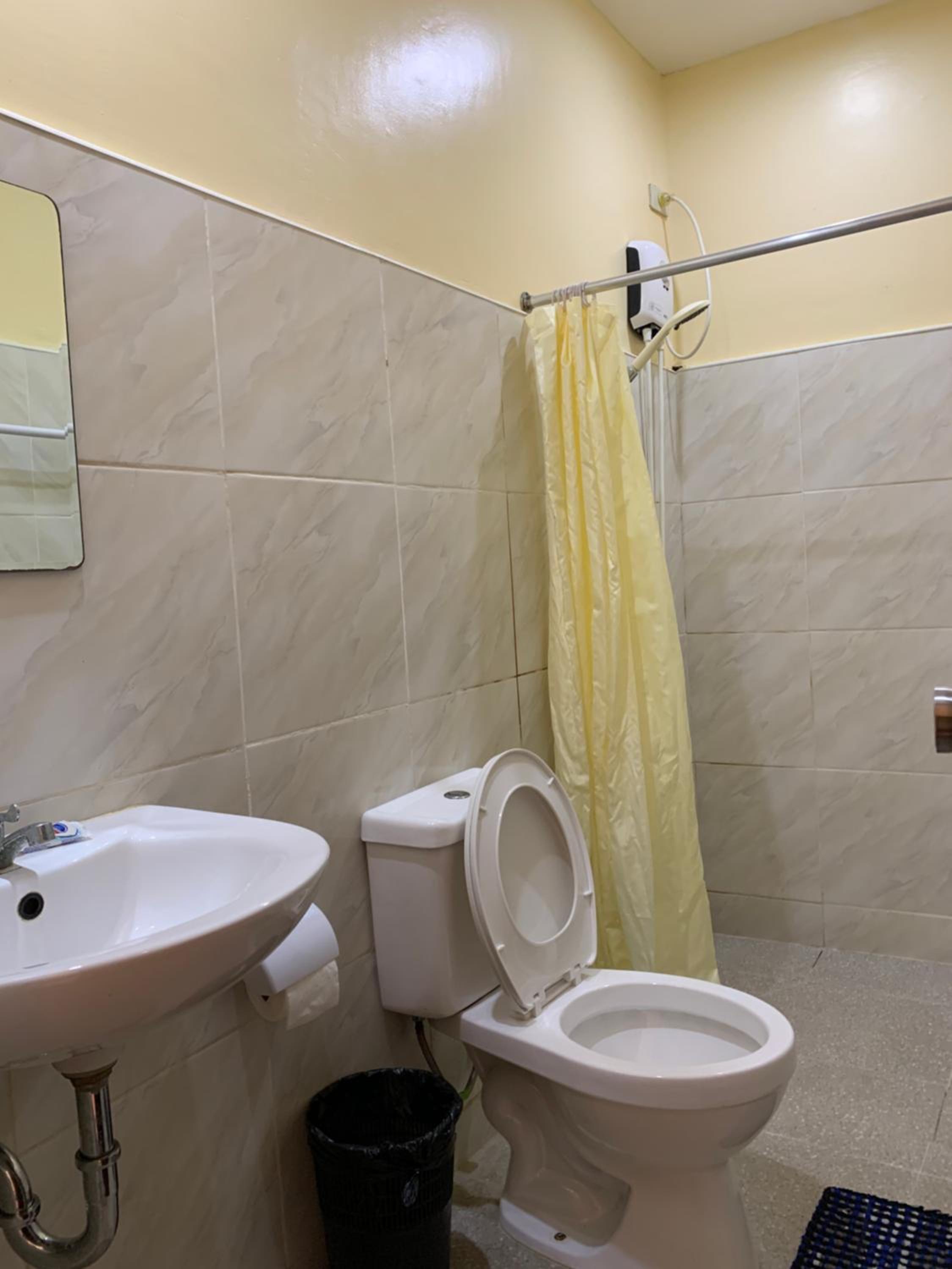 Standard Double Room - Photo 7