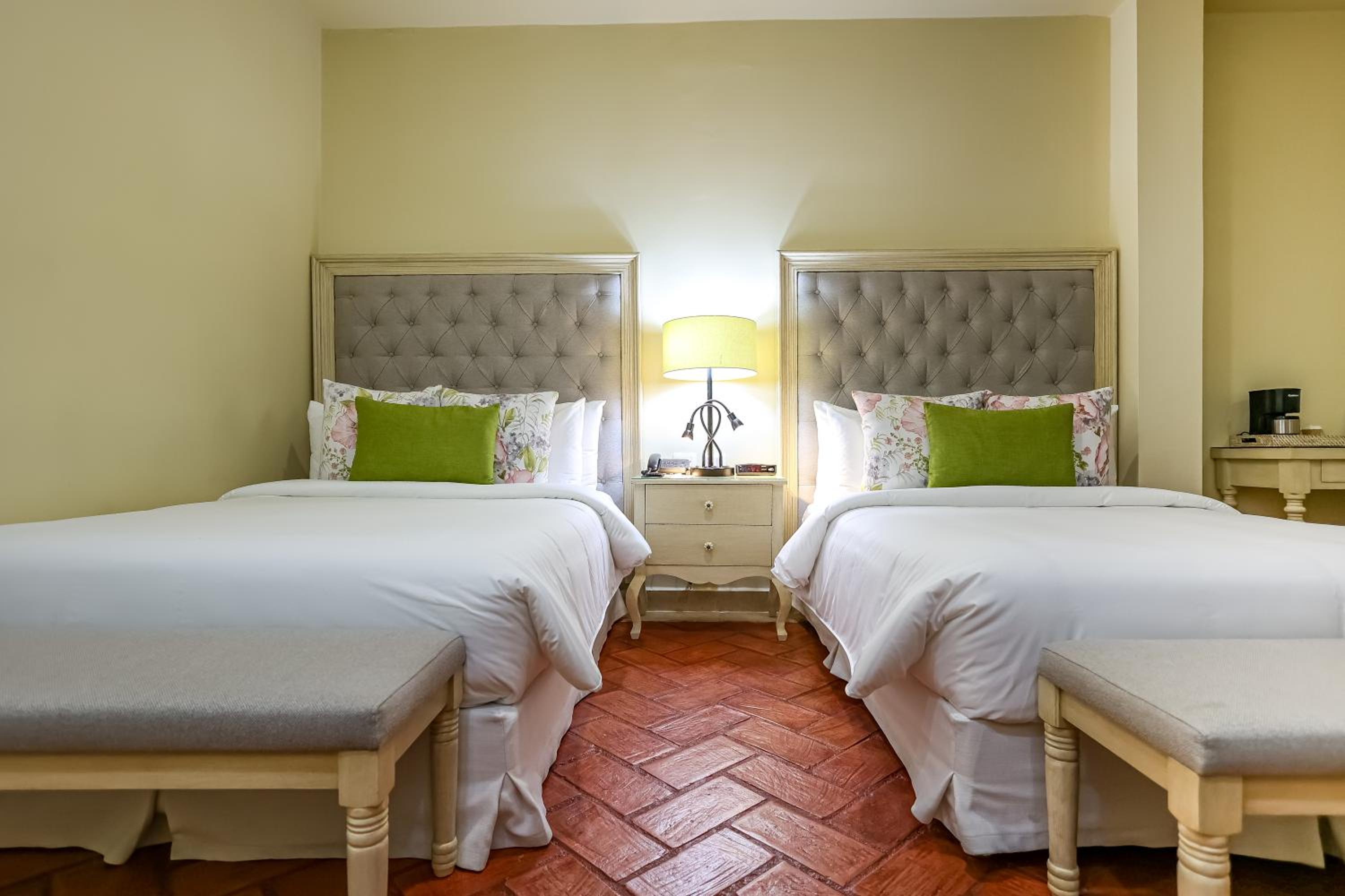 Deluxe Twin Room - Photo 1