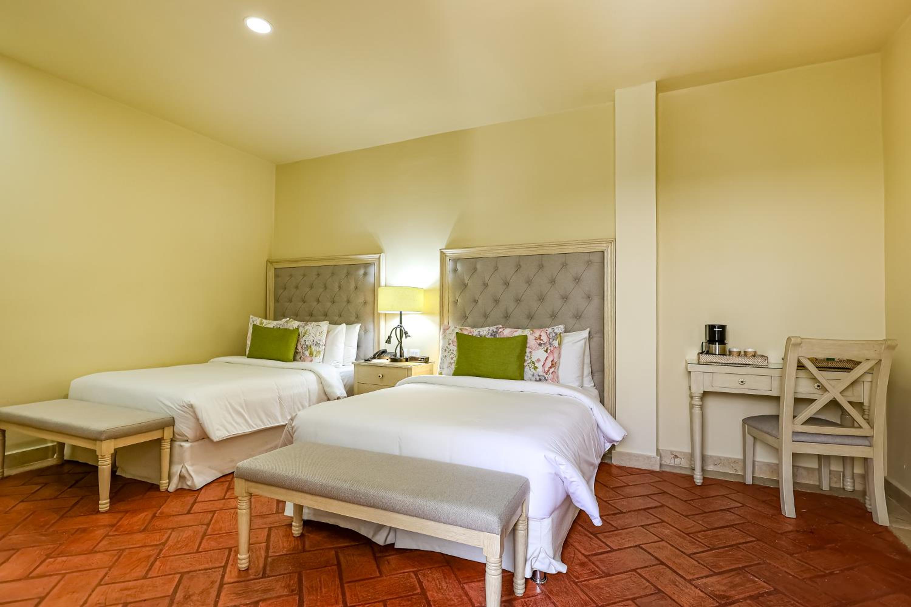 Deluxe Twin Room - Photo 4