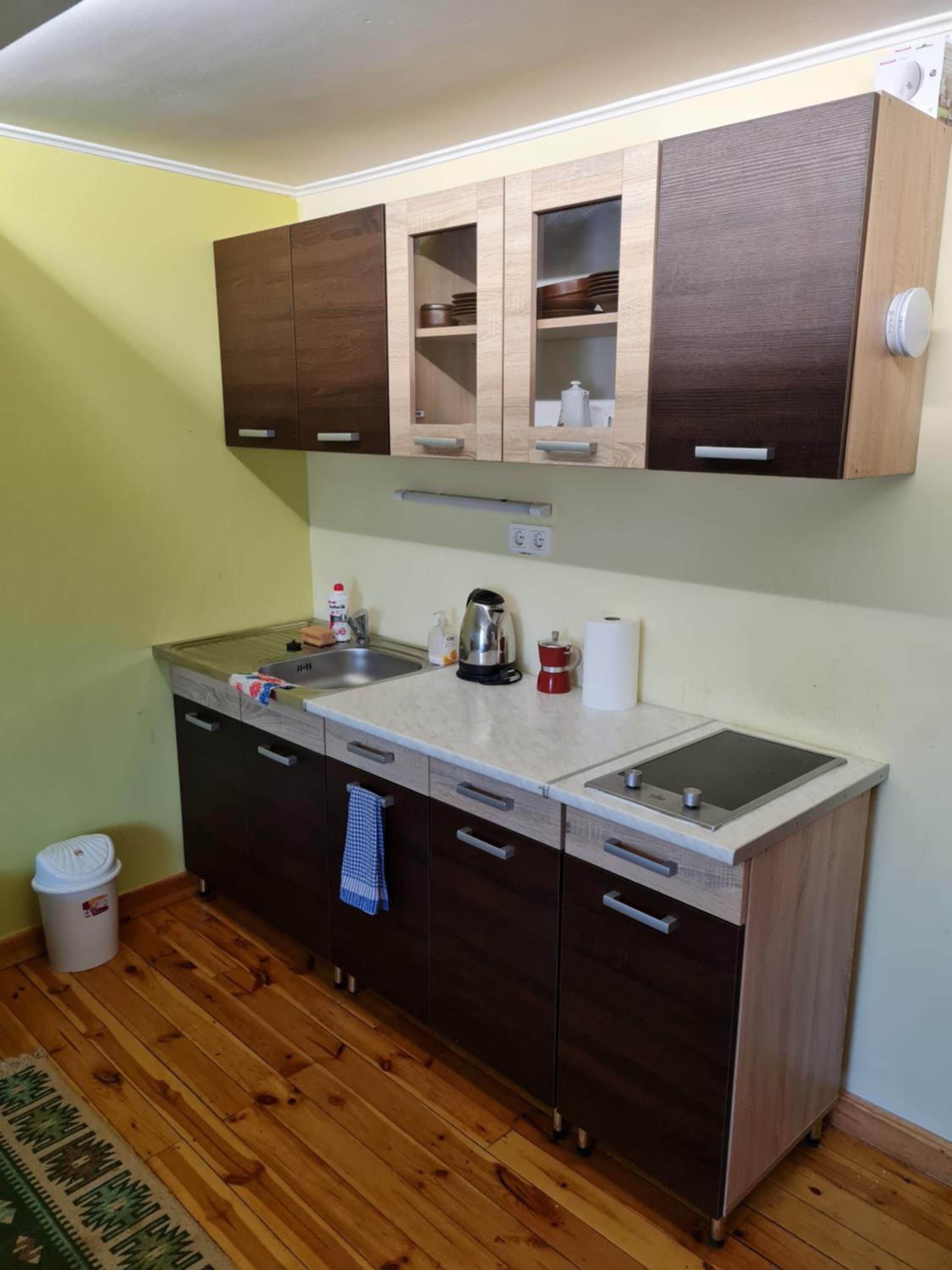 One-Bedroom Apartment - Photo 5