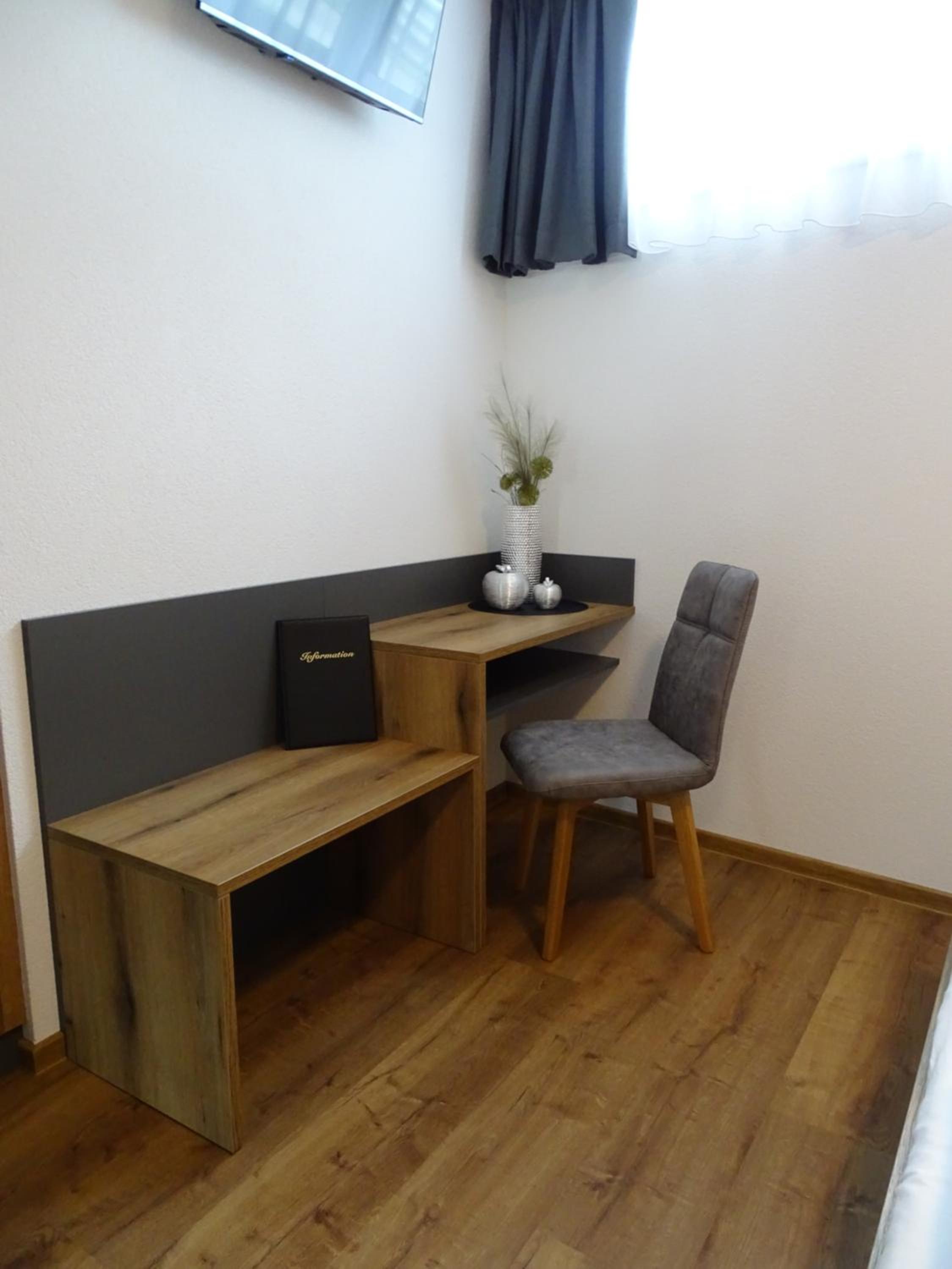 Two-Bedroom Apartment photo 2