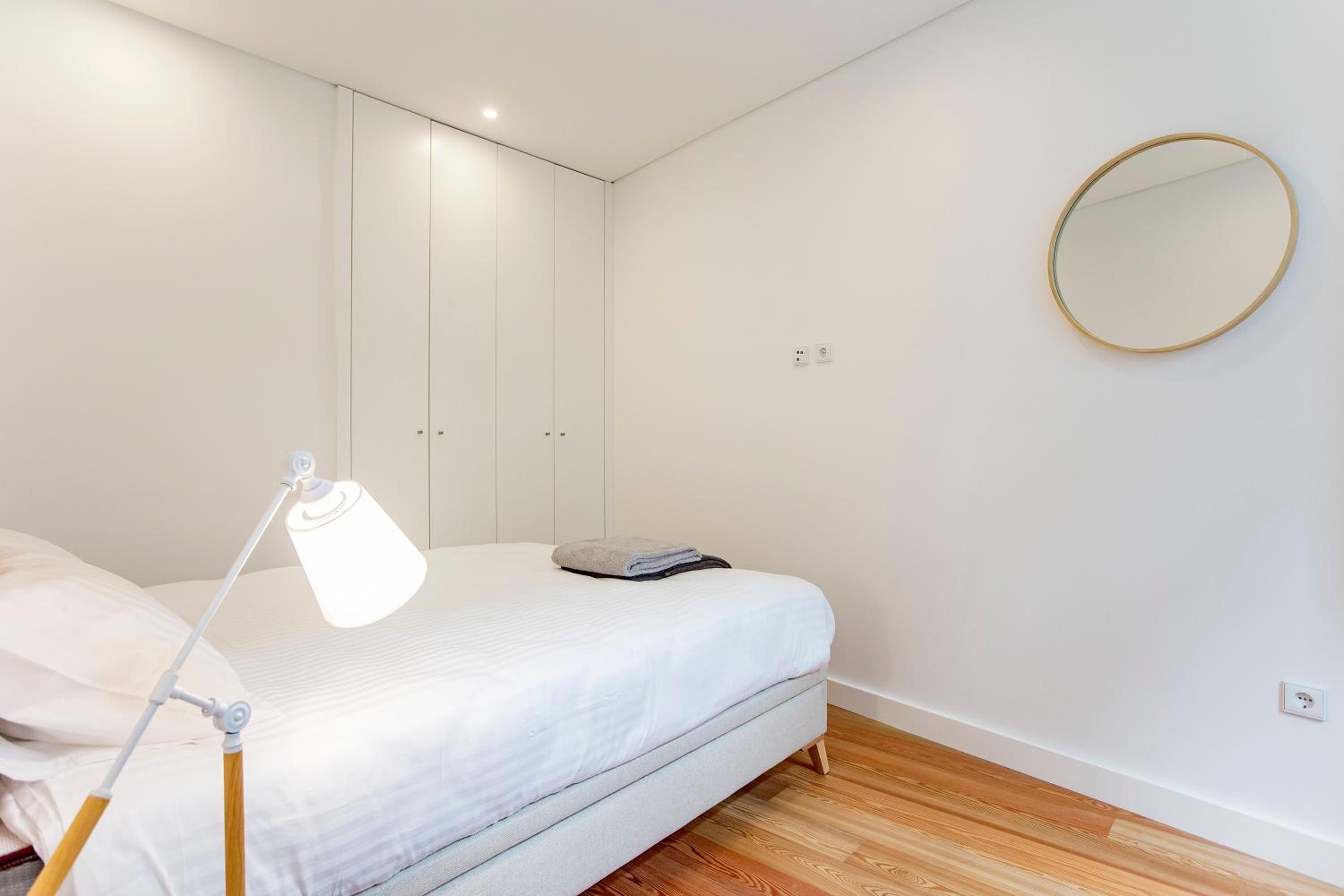 One-Bedroom Apartment - Photo 18
