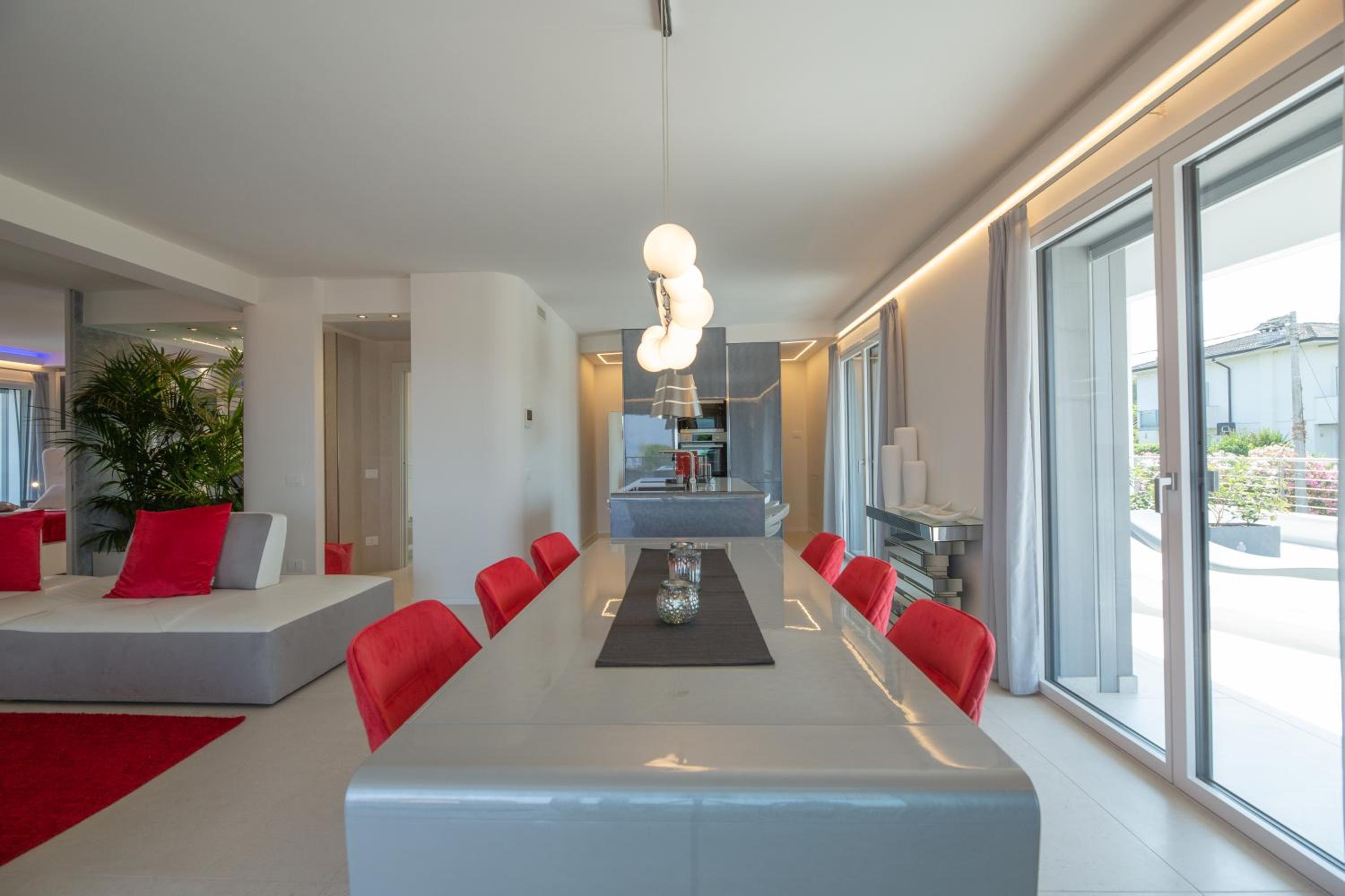 Apartment with View and Balcony photo 3