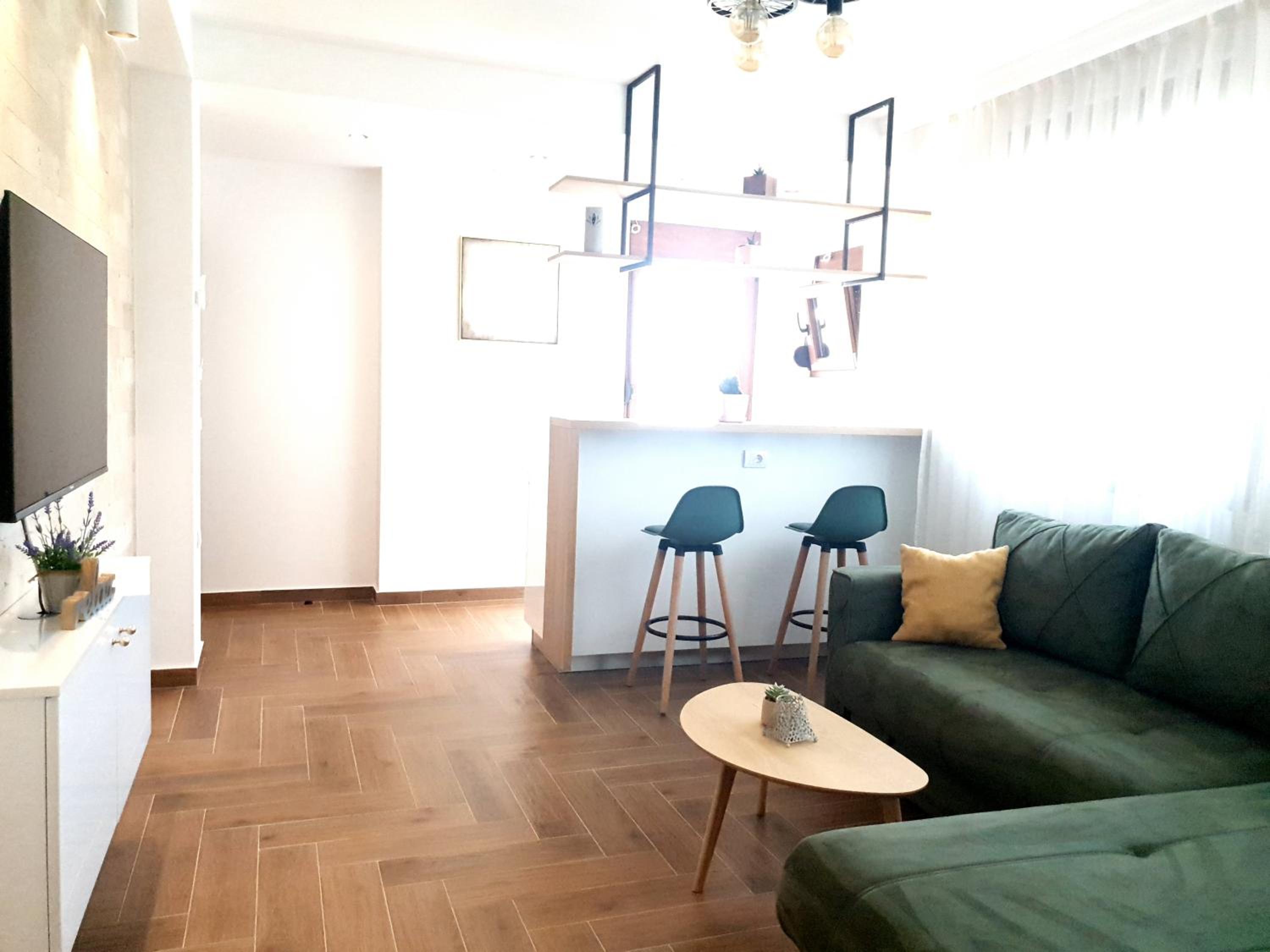 Studio With Sofa Bed