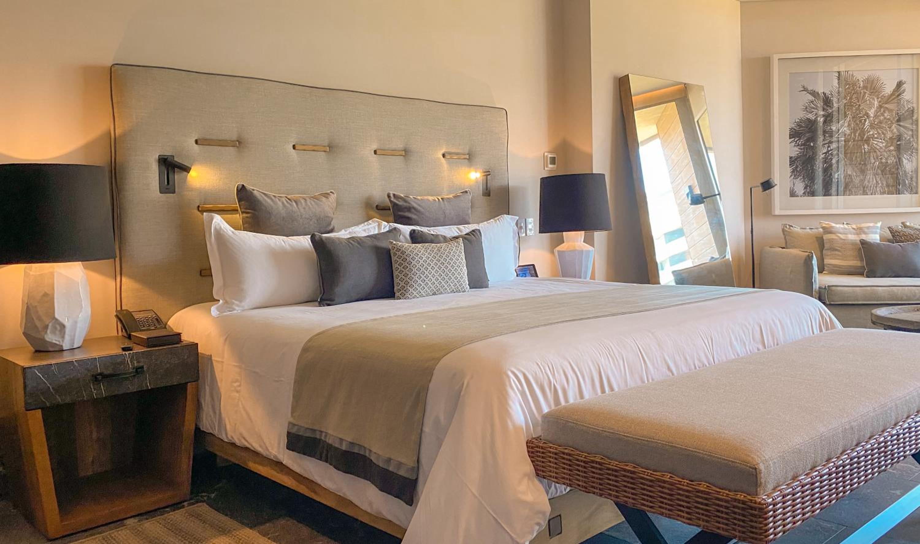 Junior Suite King Ocean View - Photo 1