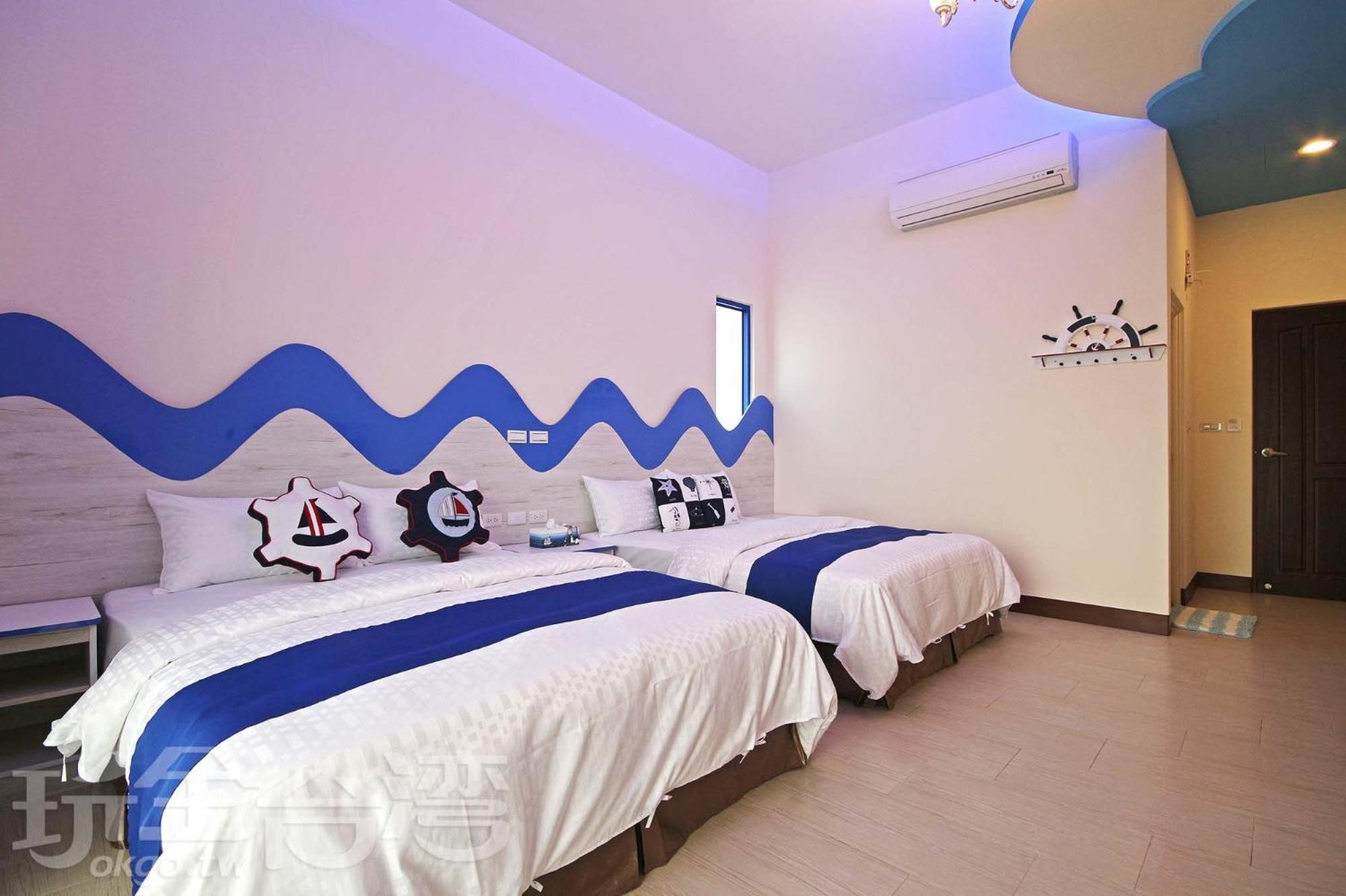 Quadruple Room with Sea View photo 1