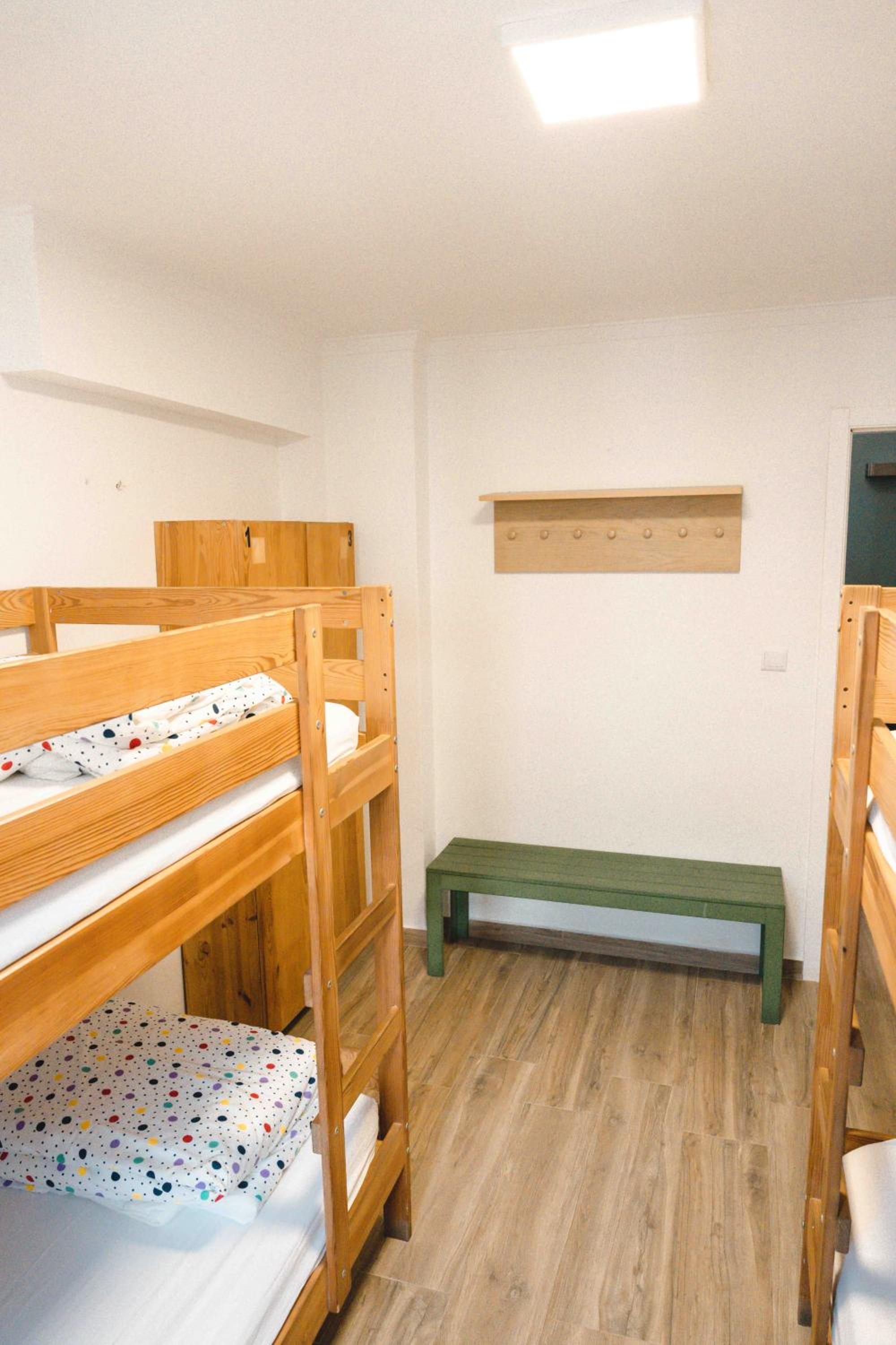 Bed in 4-Bed Mixed Dormitory Room photo 1