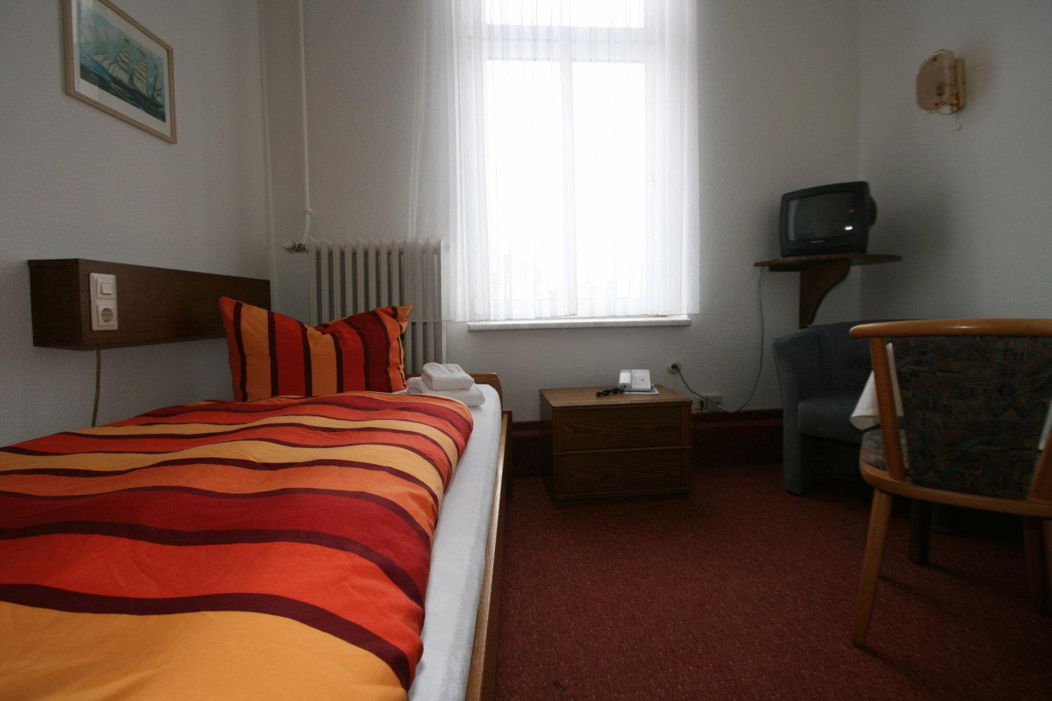 Single Room photo 3