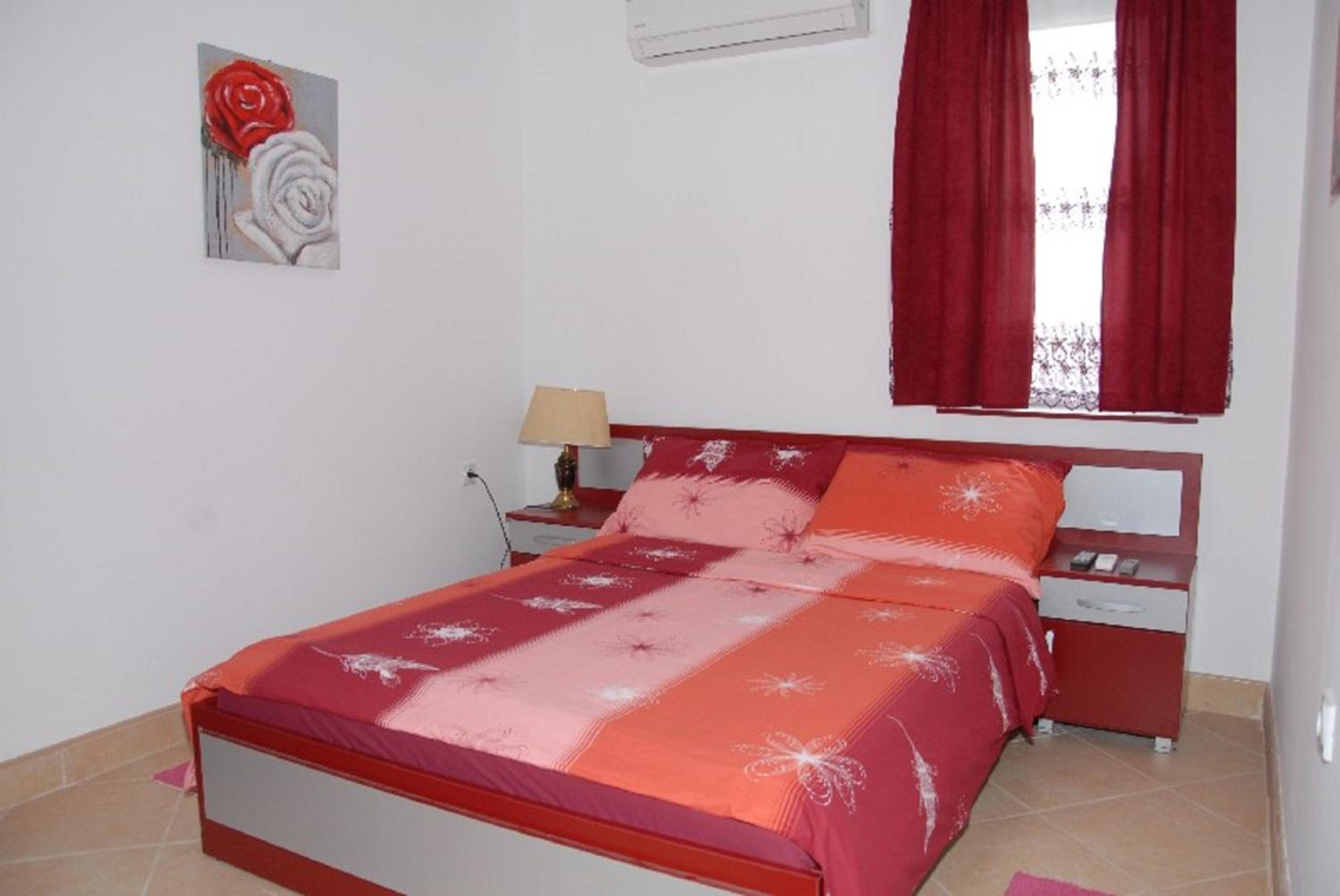Basic Double Room photo 2