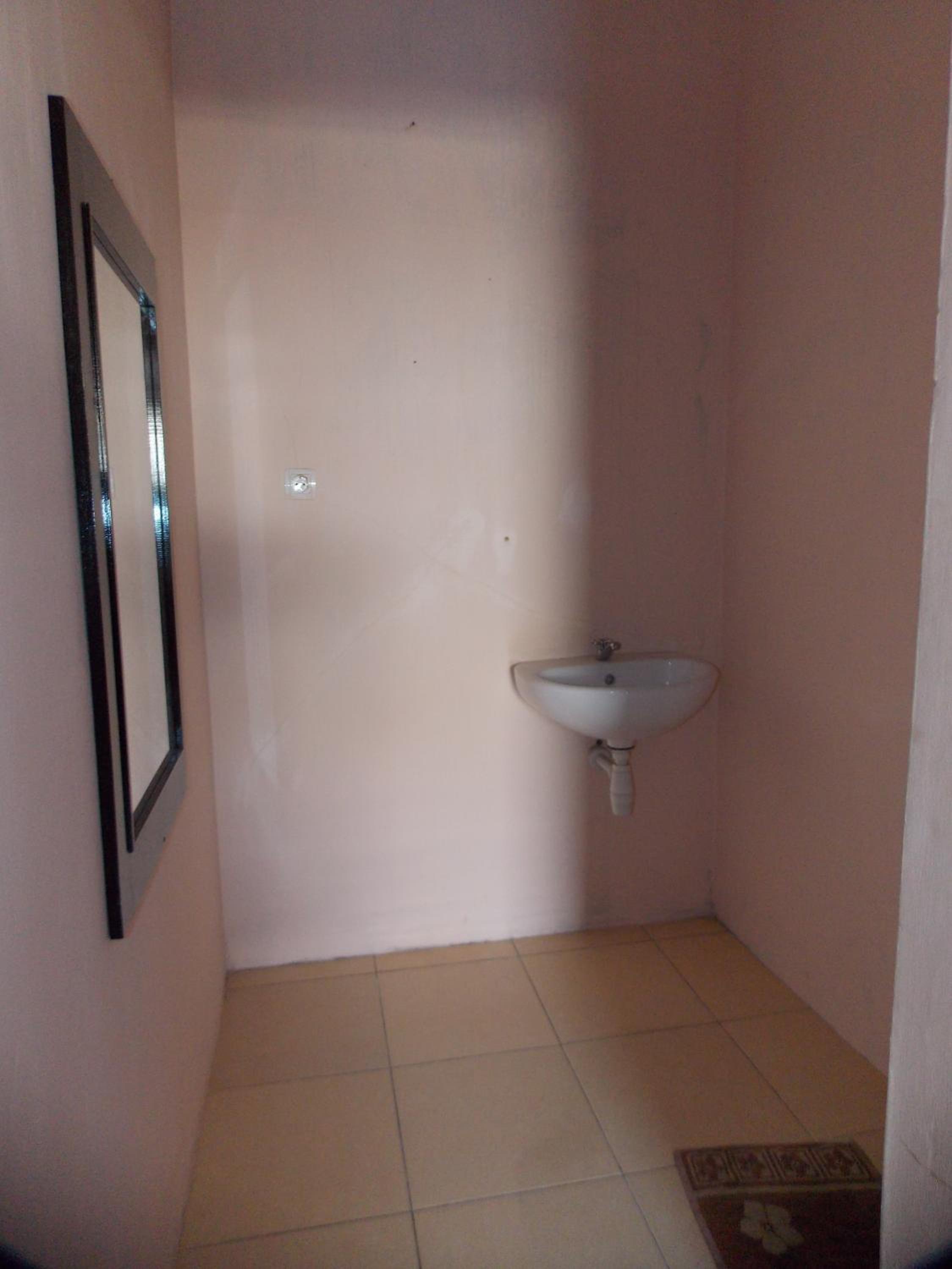 Family Room - Photo 18