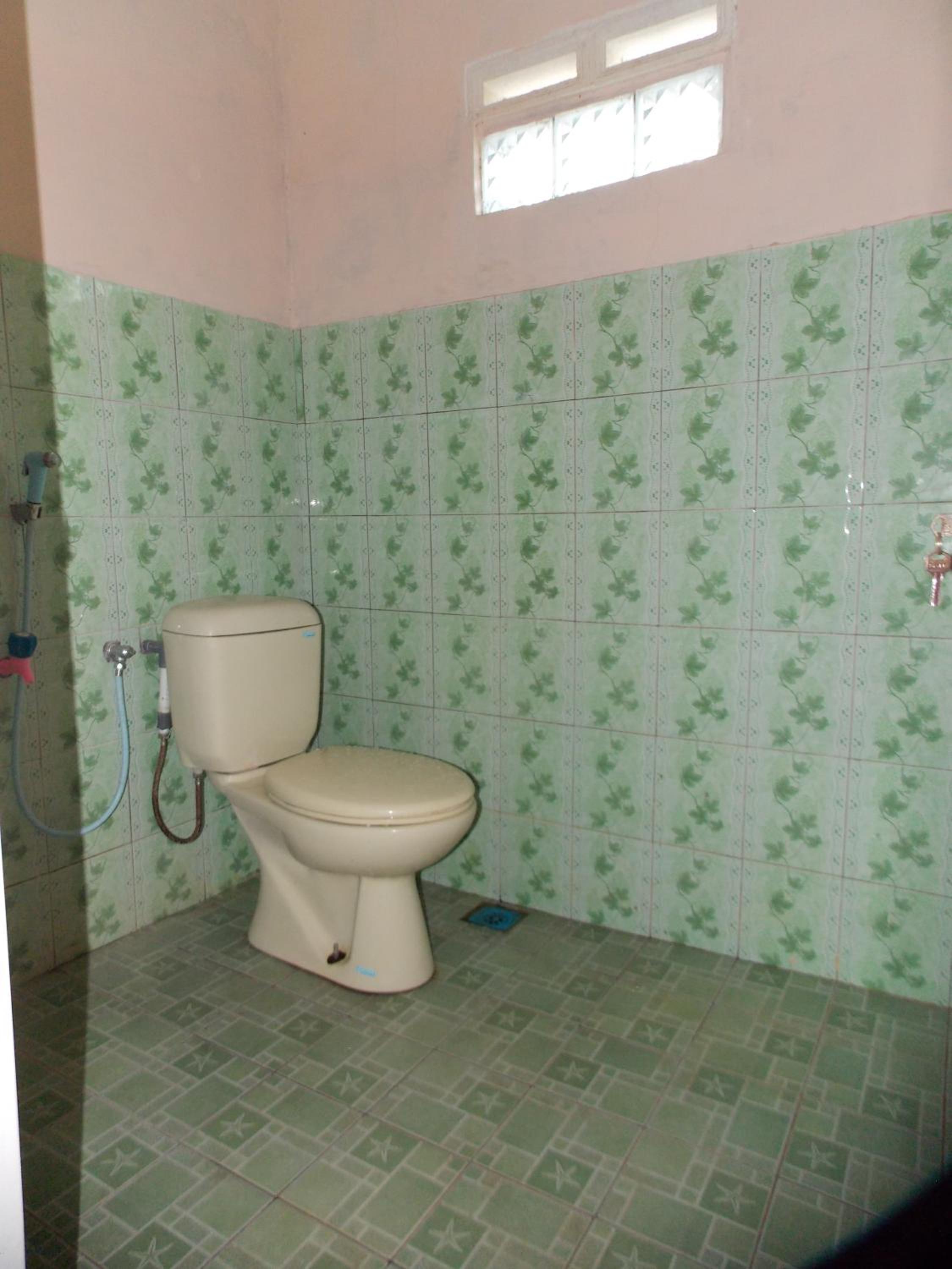 Family Room - Photo 17