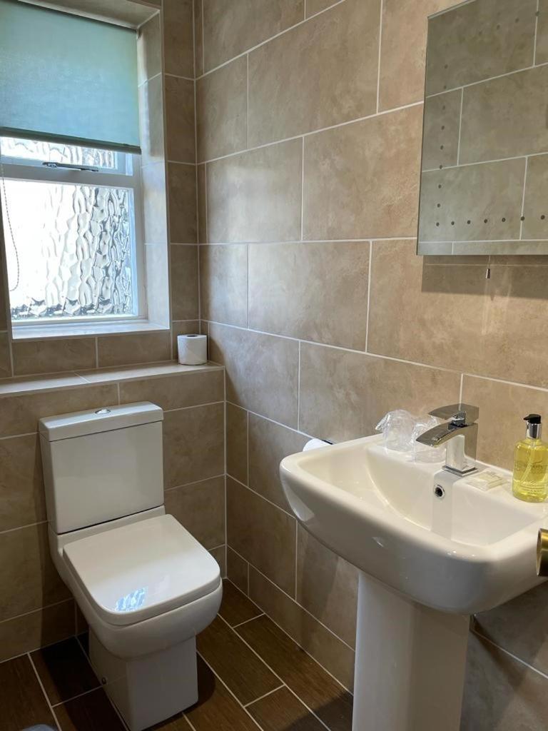 Standard Double Room - Non-Smoking - Photo 3