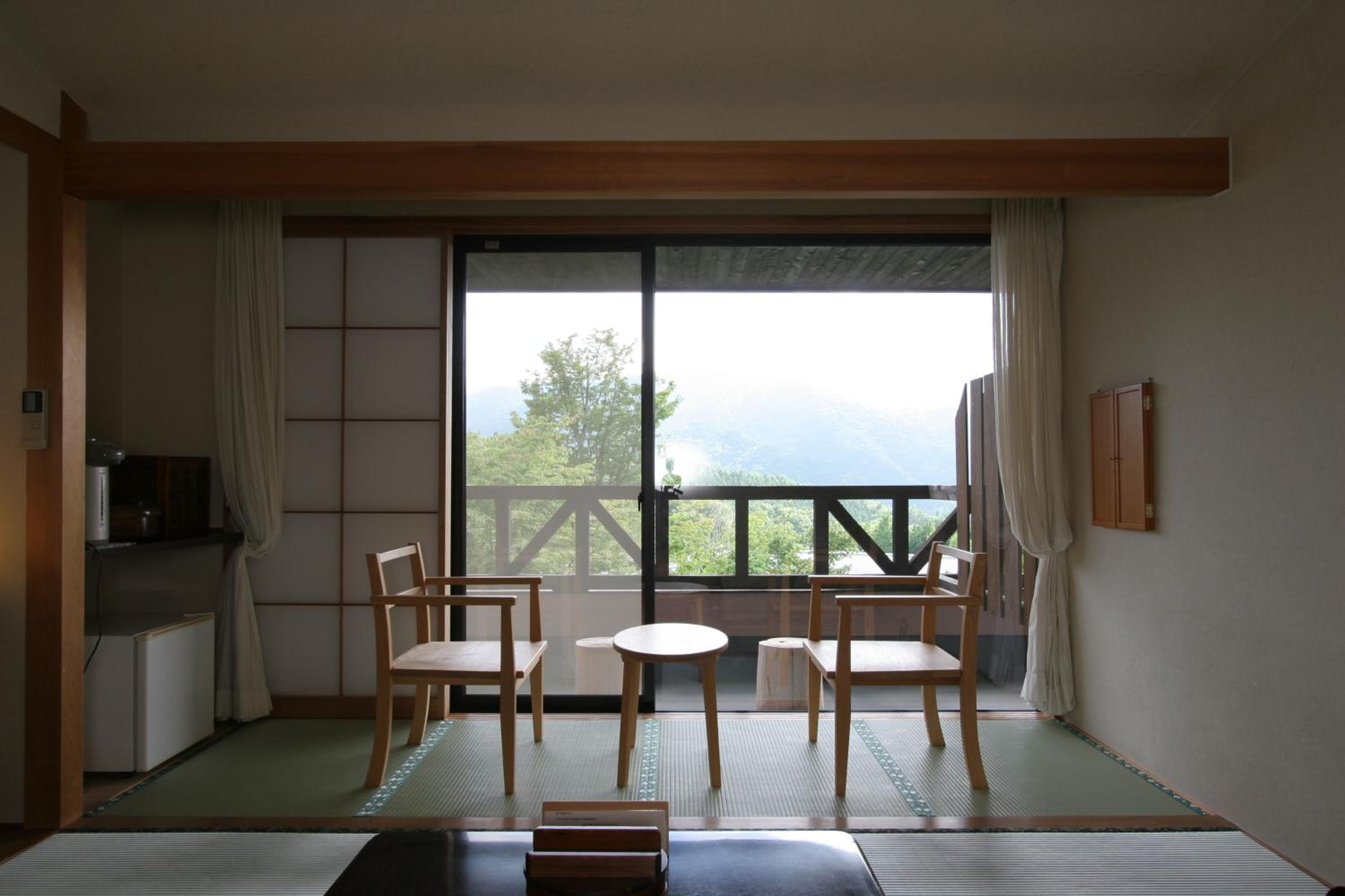 Japanese-Style Room - Photo 6