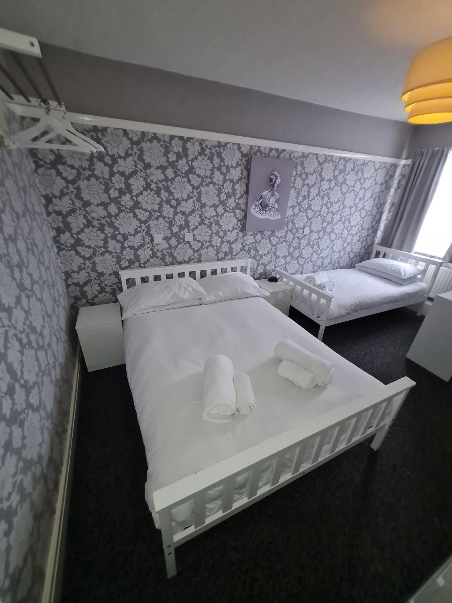 Triple Room - Photo 1