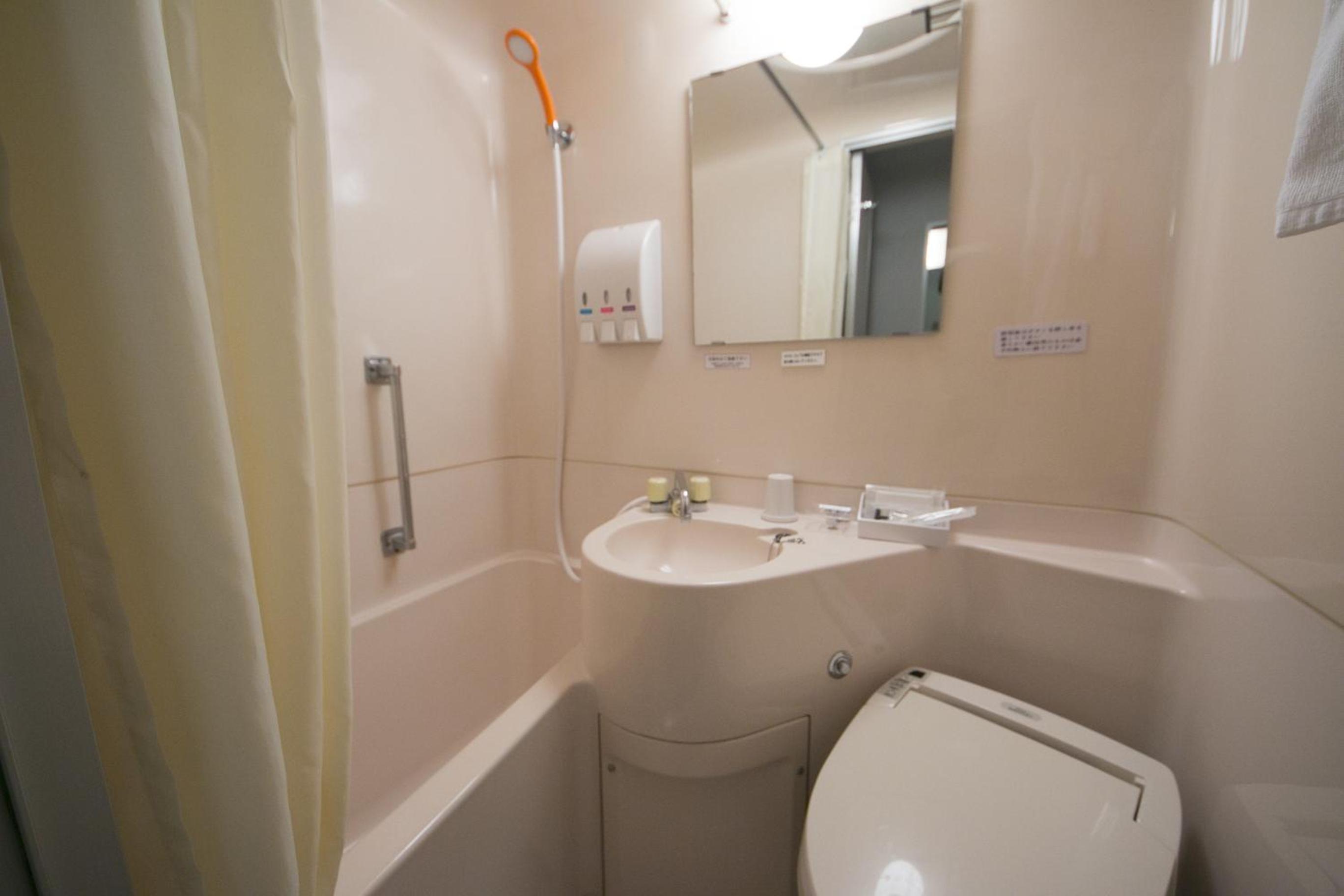 Double Room - Smoking - Photo 4