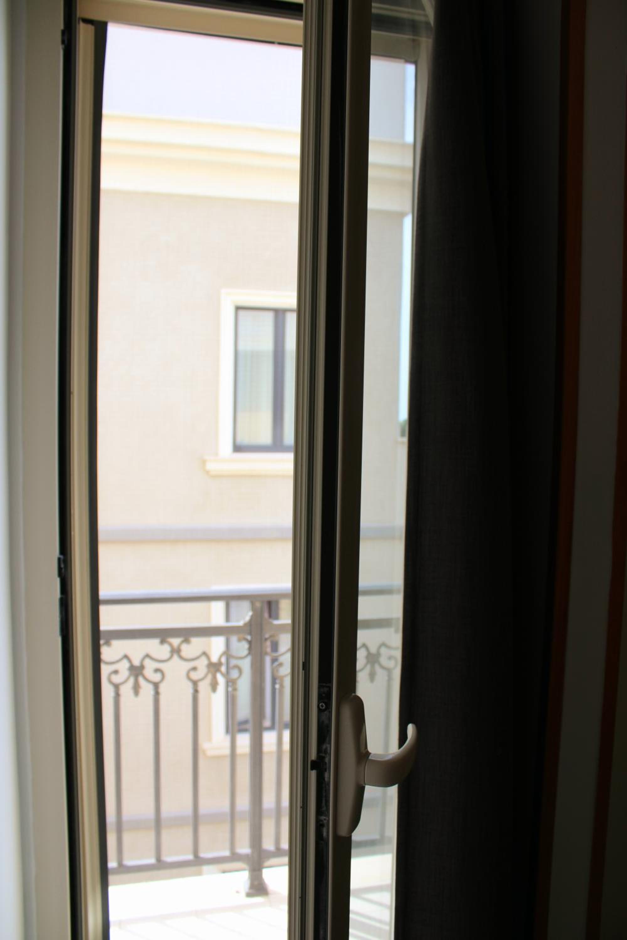 Double Room with Balcony and Sea View - Photo 5