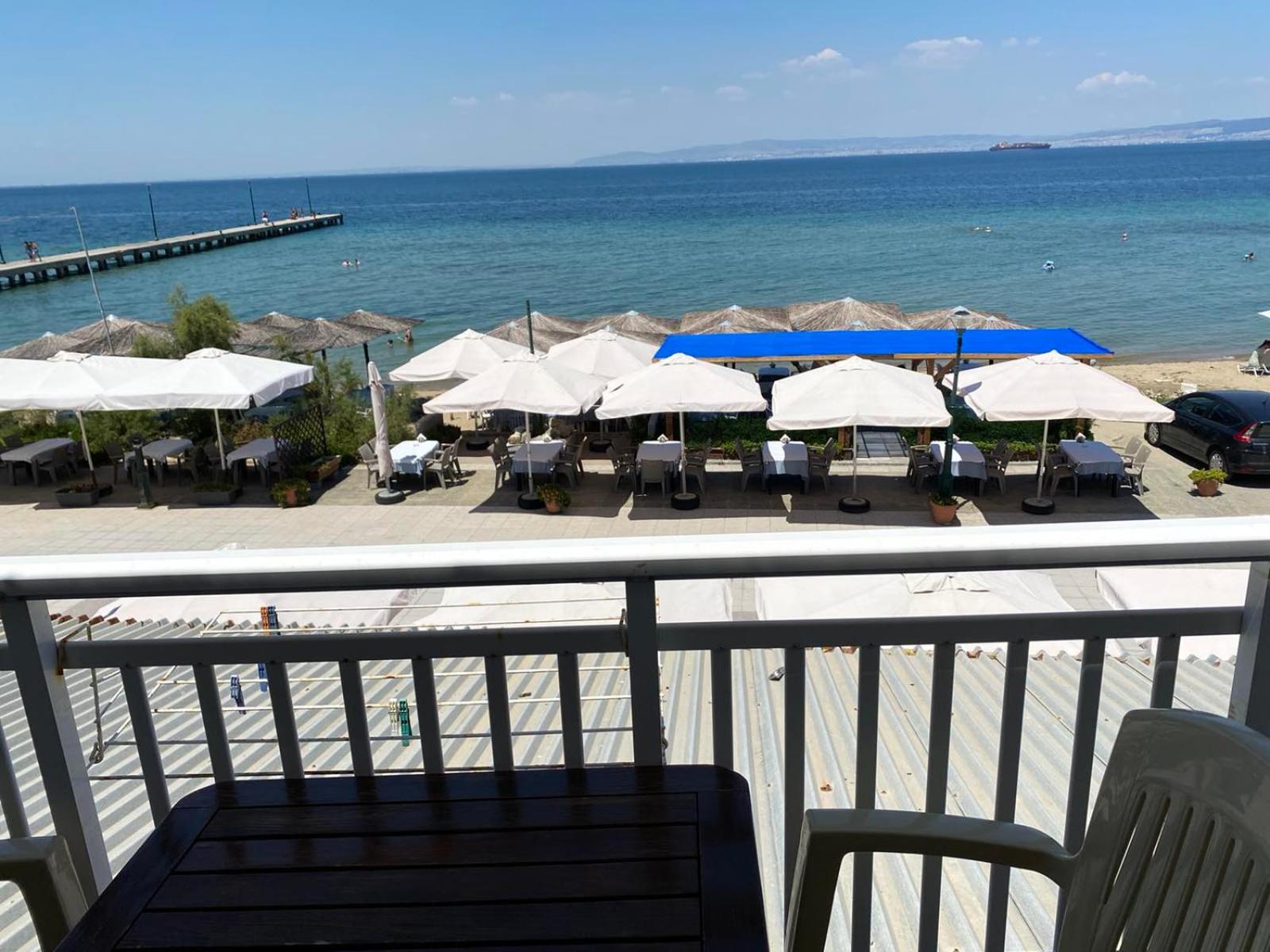 Deluxe Triple Room with Sea View photo 2