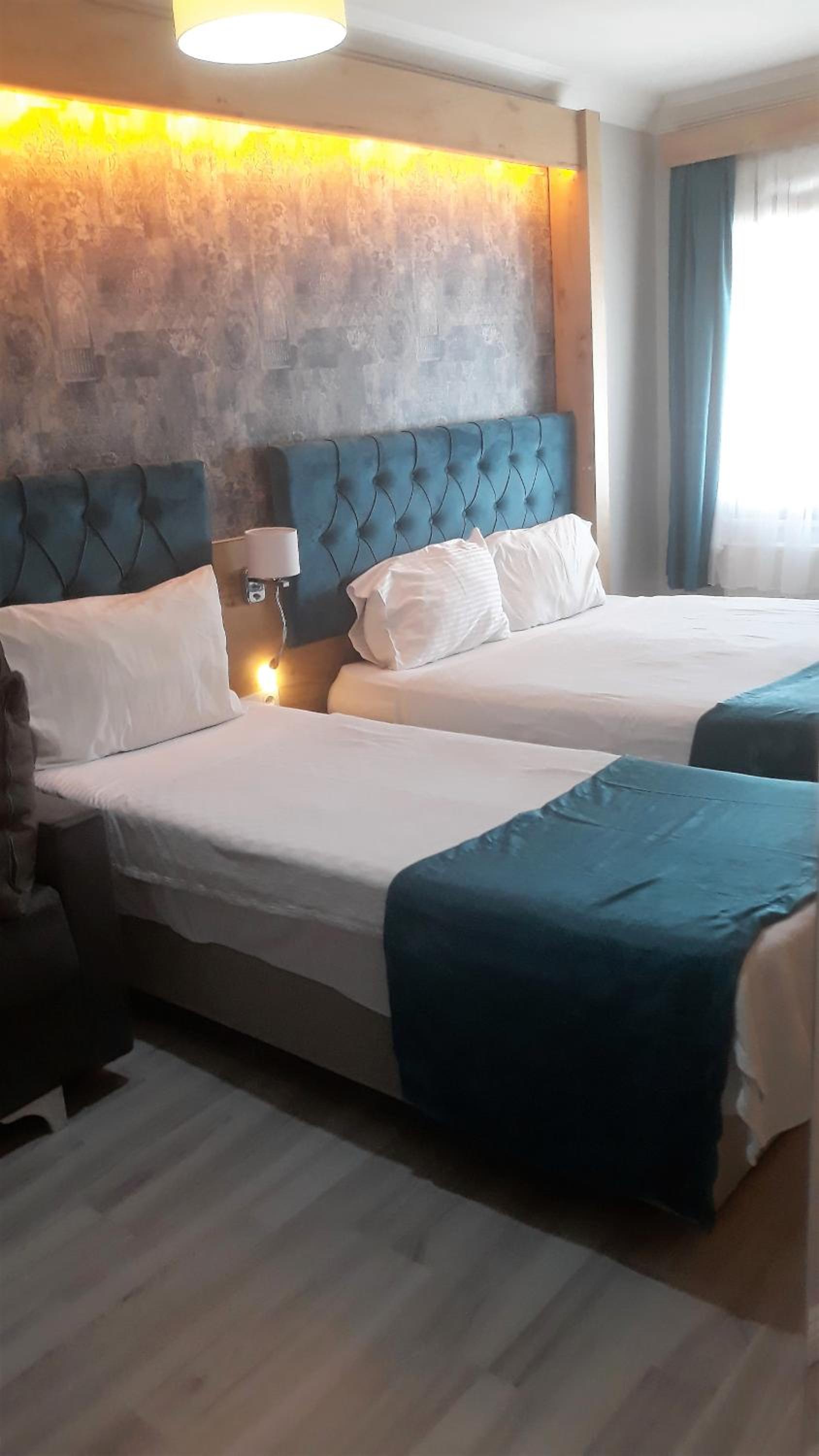 Standard Triple Room photo 3