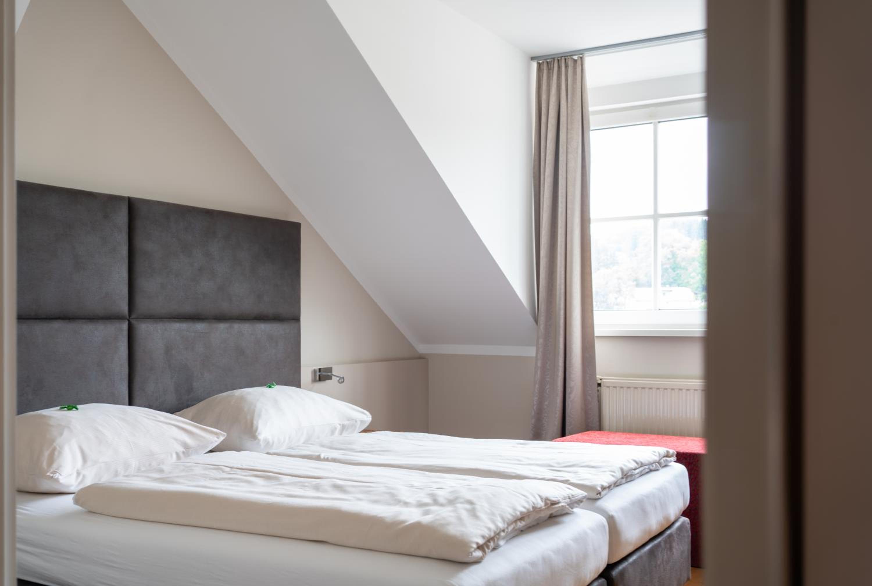 Double Room Standard - Photo 12