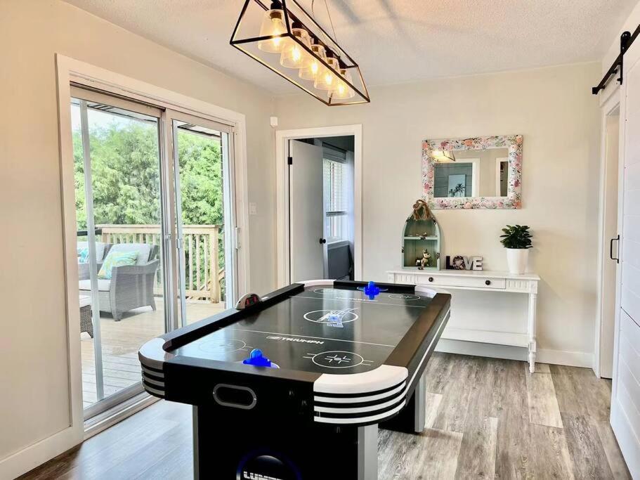 Four-Bedroom House photo 2