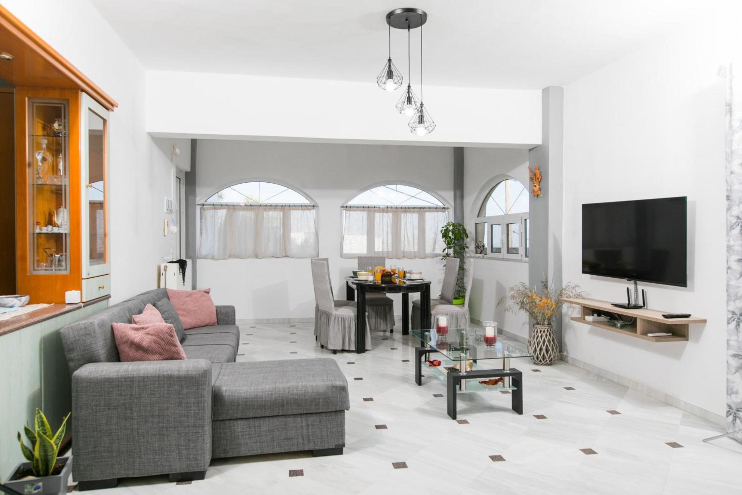 Two-Bedroom House photo 2