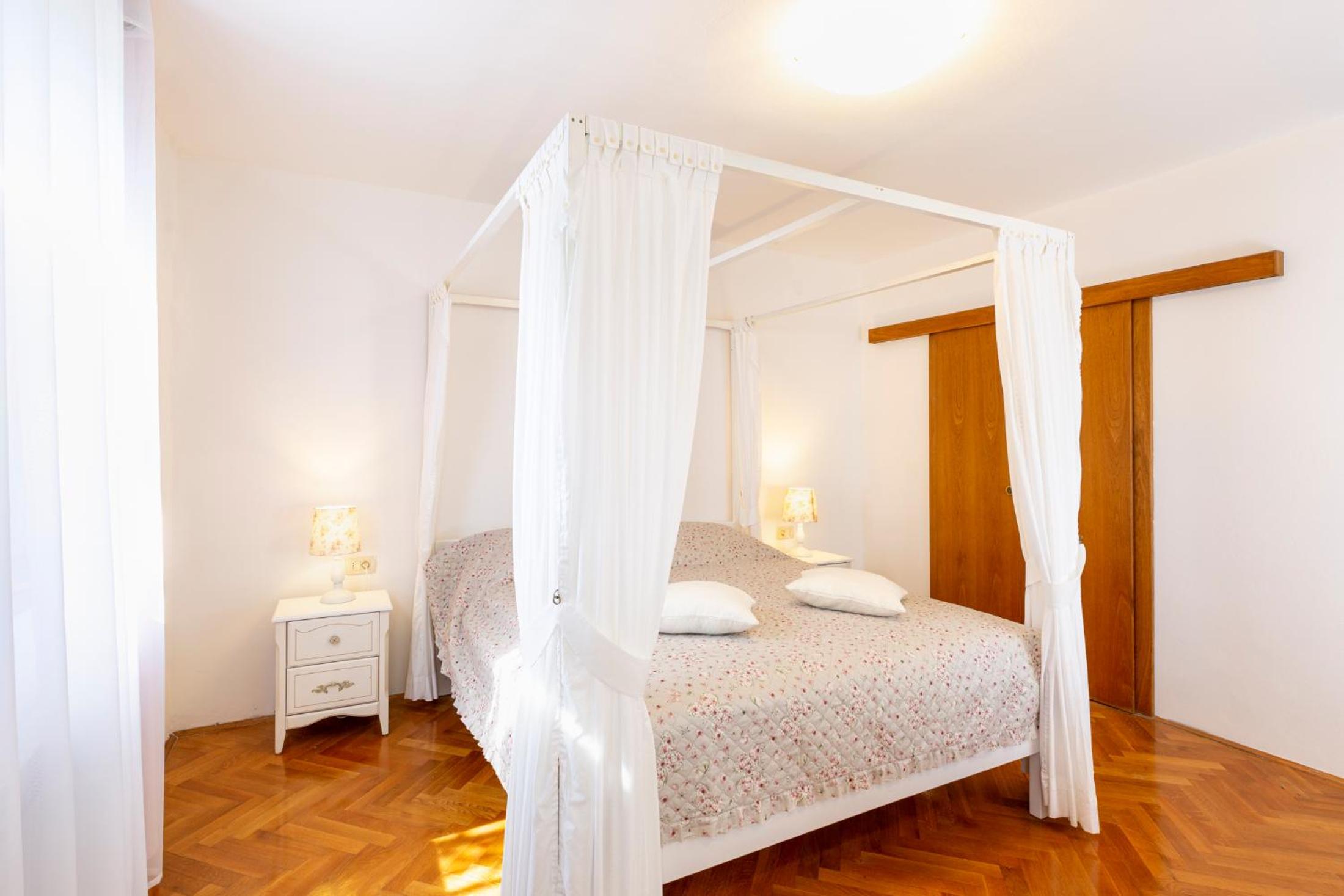Three-Bedroom Villa photo 3
