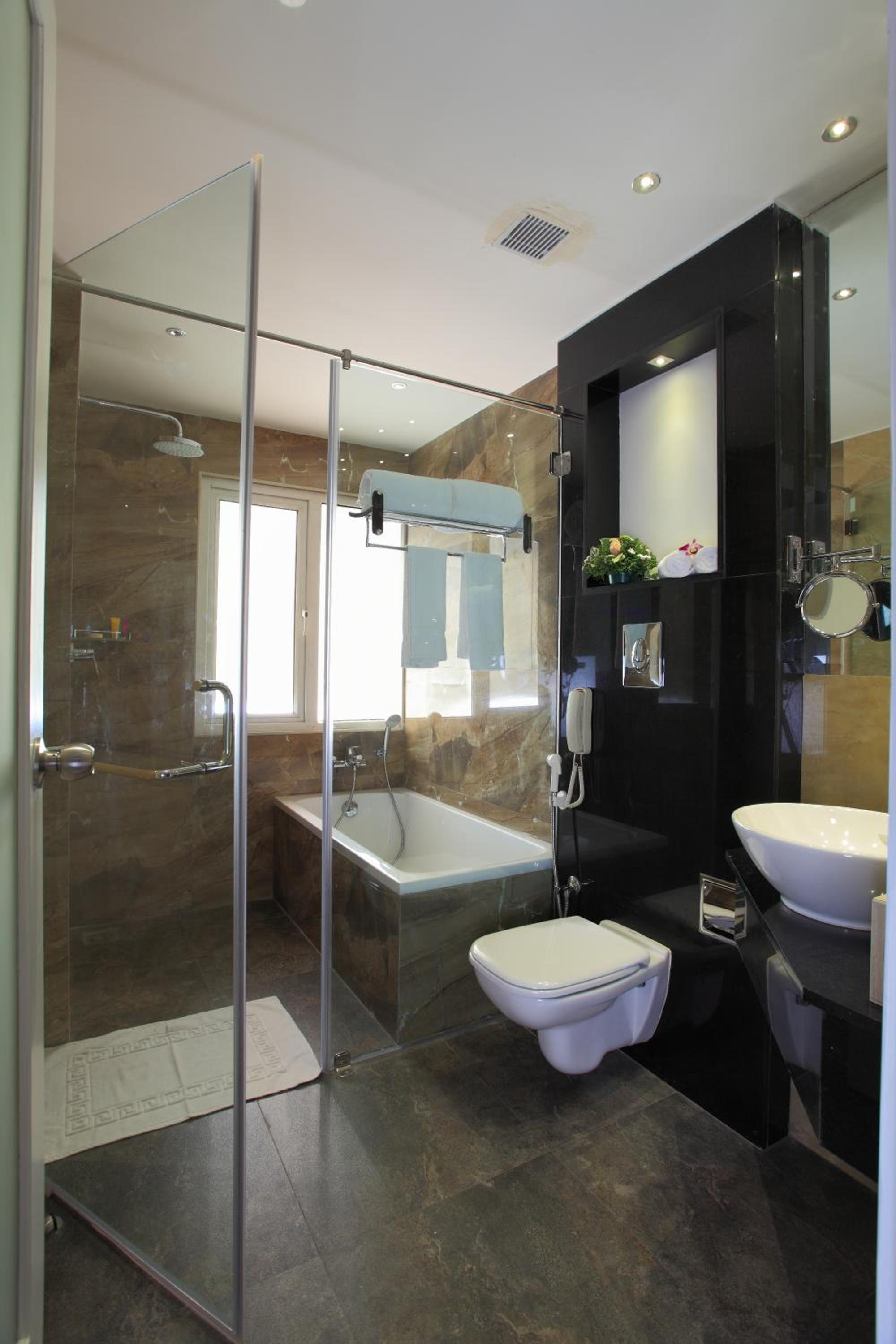 Superior King Room photo 3