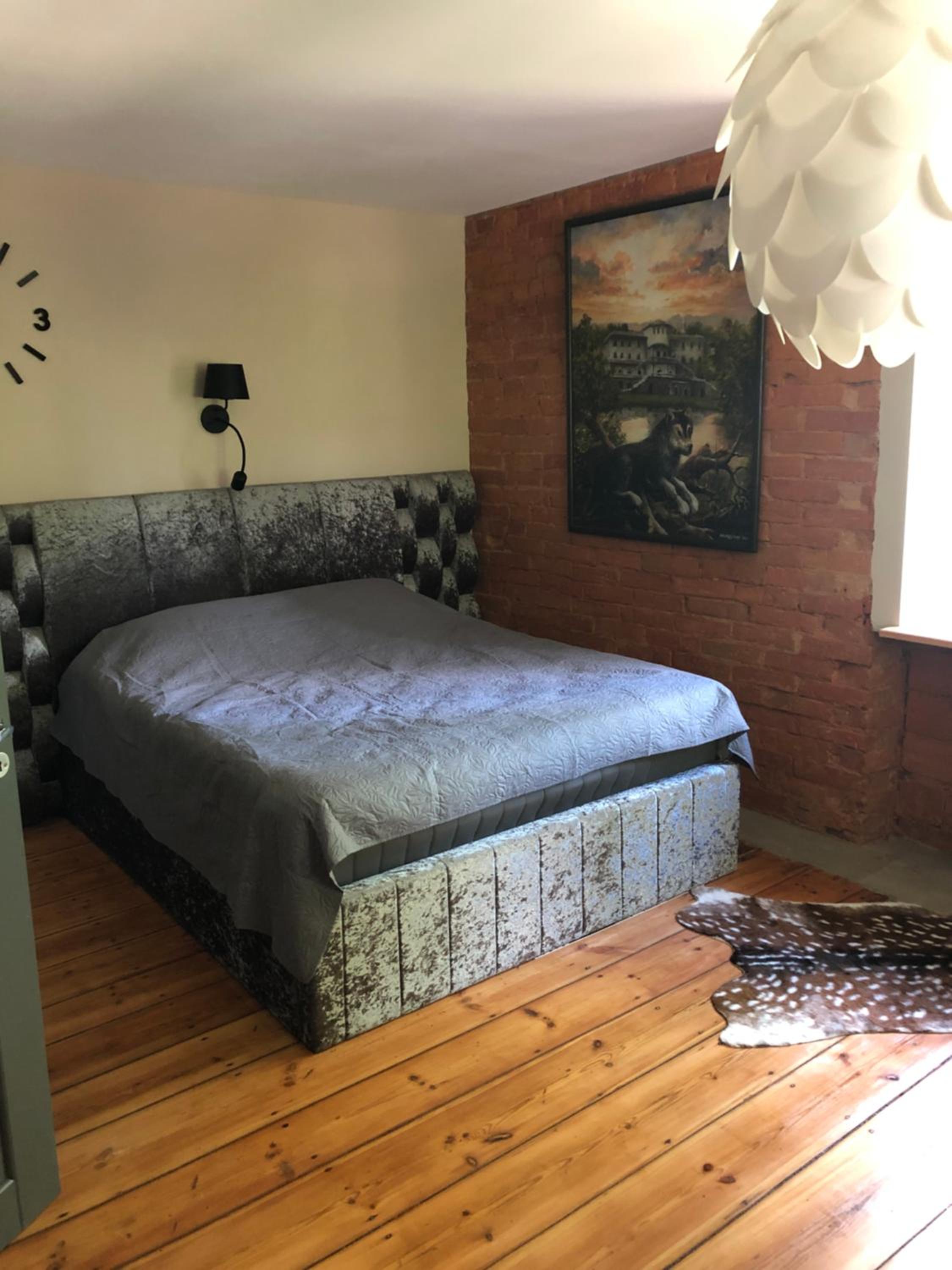 One-Bedroom Apartment - Photo 13