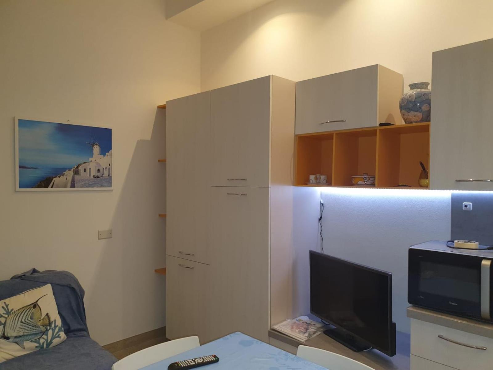 Two-Bedroom House - Sea View