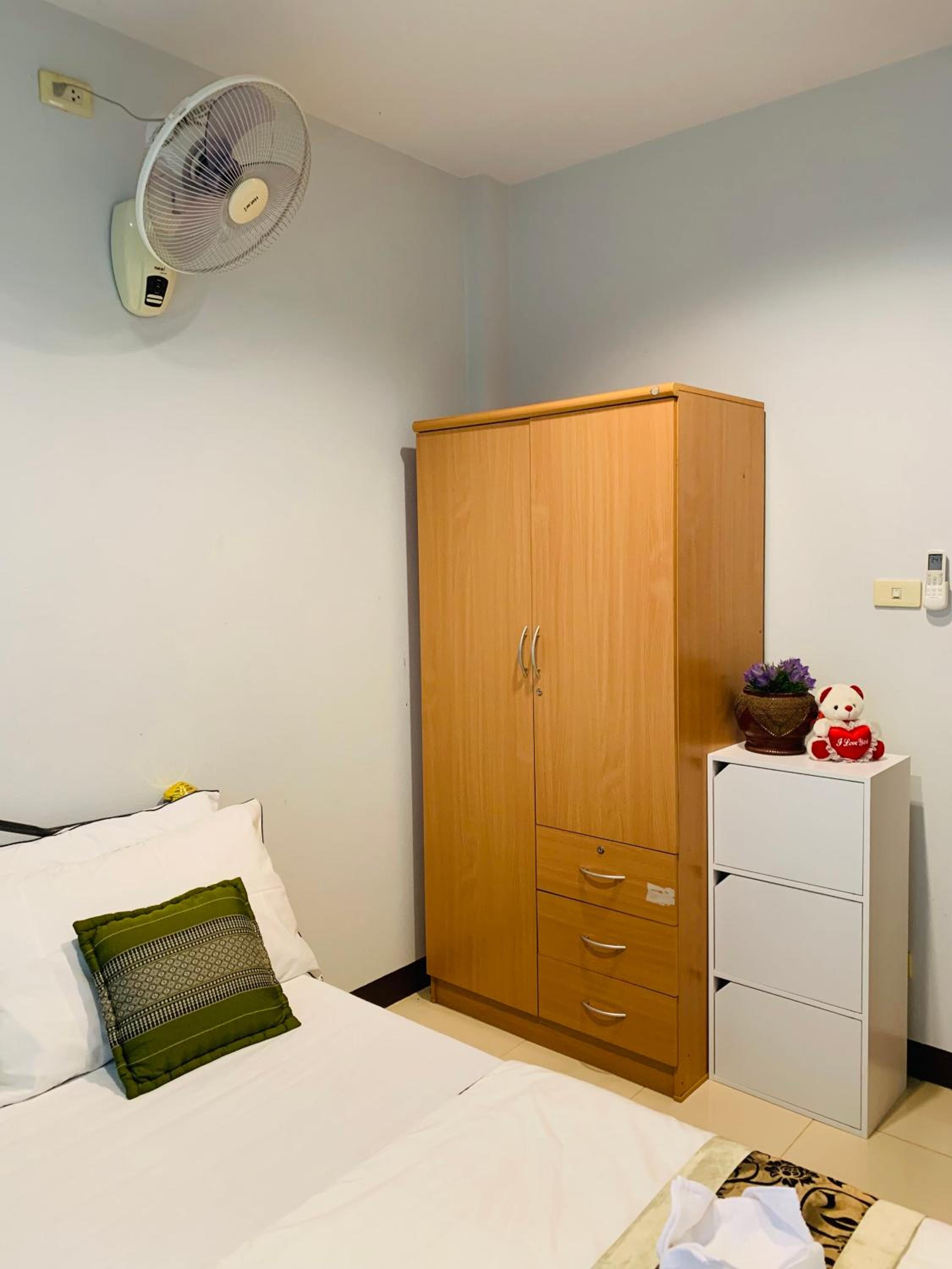 Standard Apartment photo 2