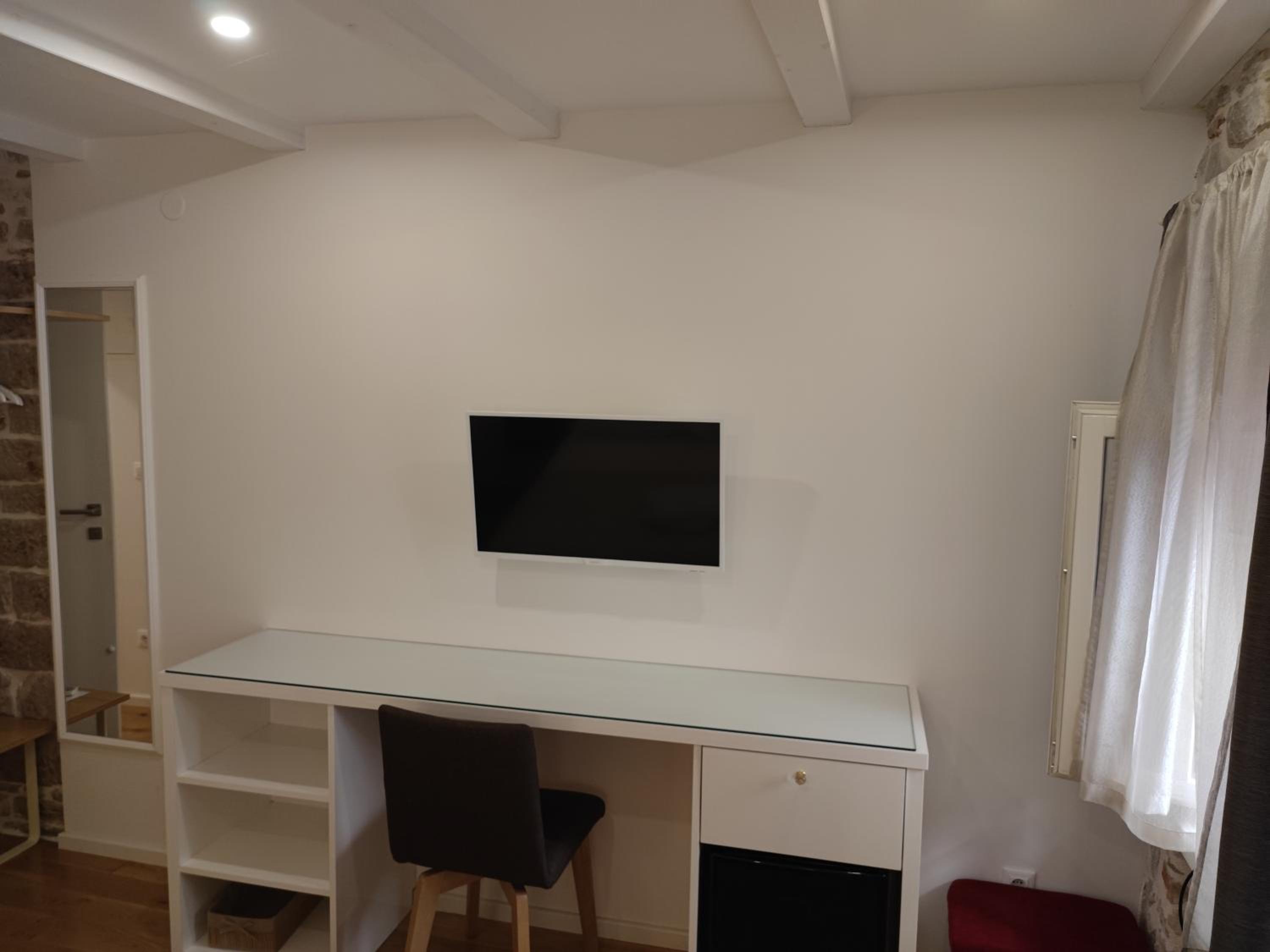 Double Room with Private Bathroom photo 3