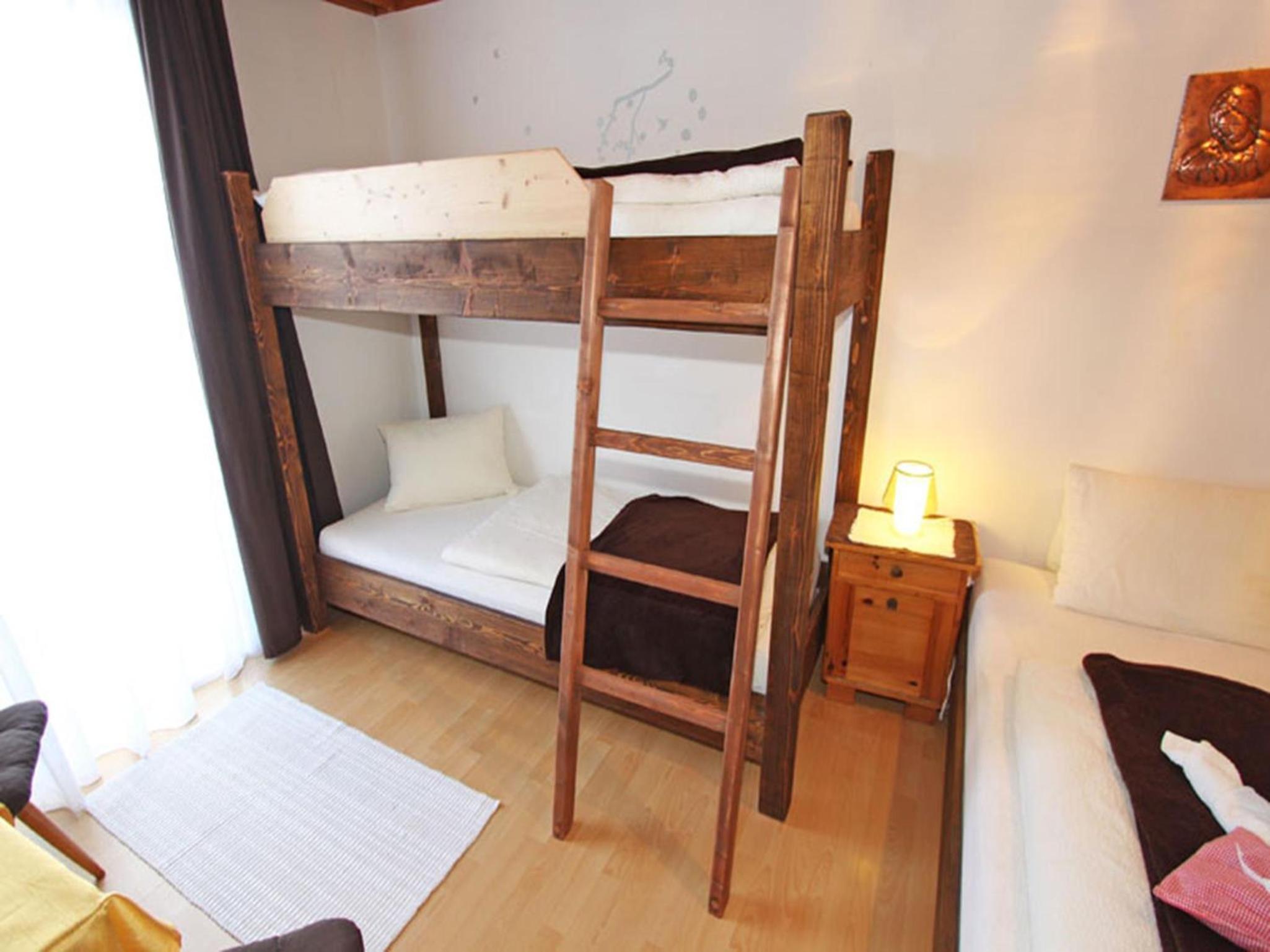 Quadruple Room with Mountain View photo 3