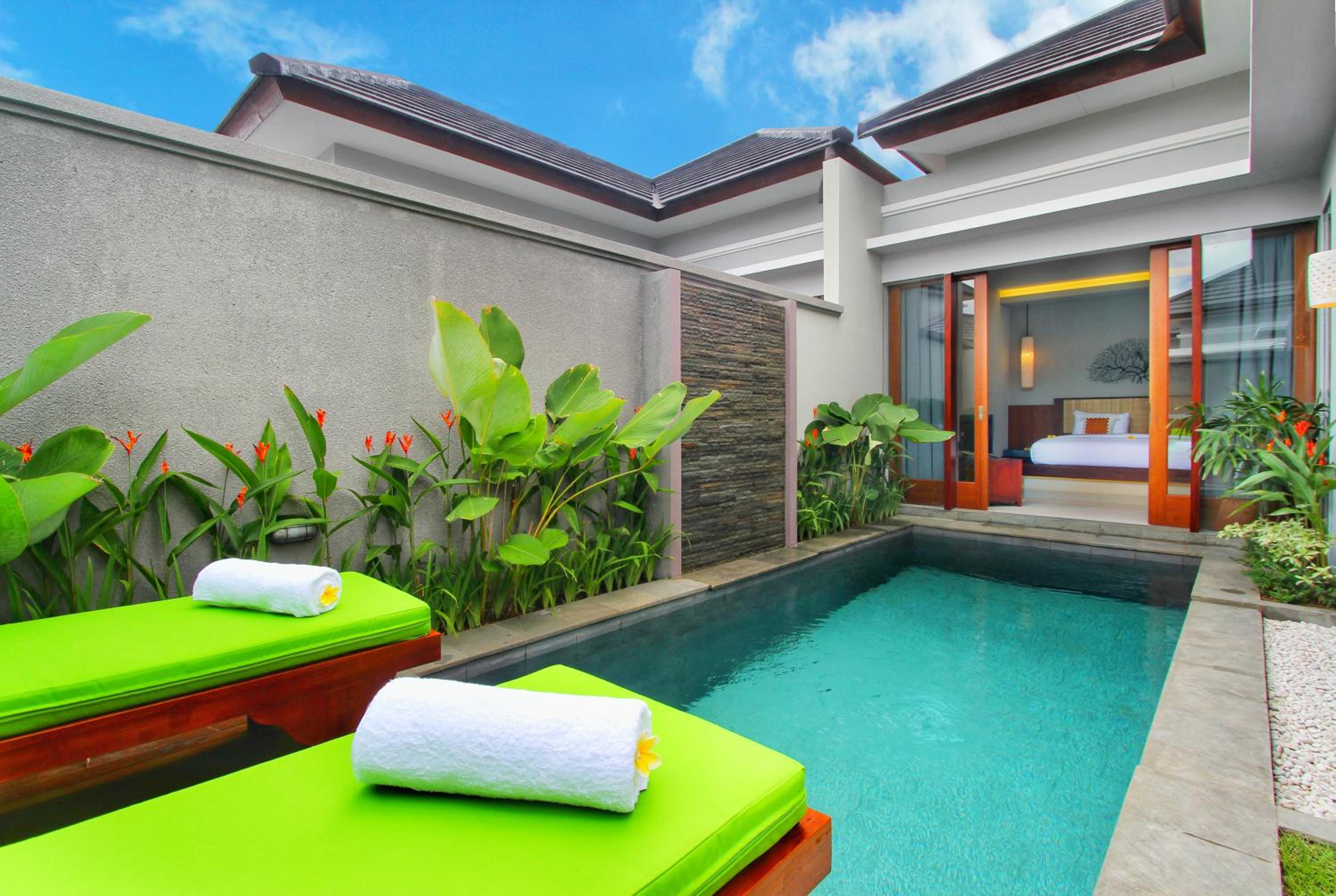 Superior One-Bedroom Villa with Private Pool - Photo 17