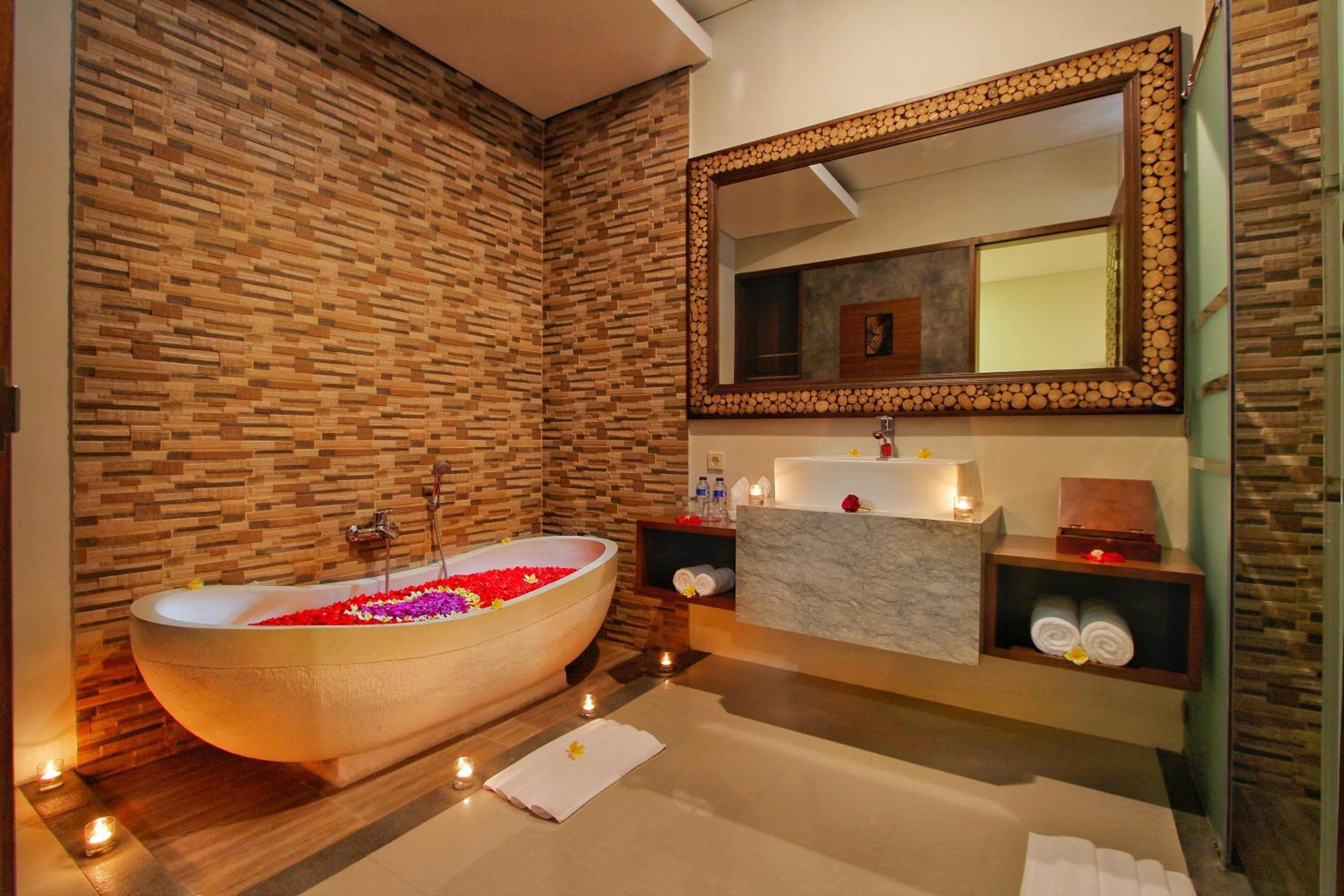 Superior One-Bedroom Villa with Private Pool - Photo 7