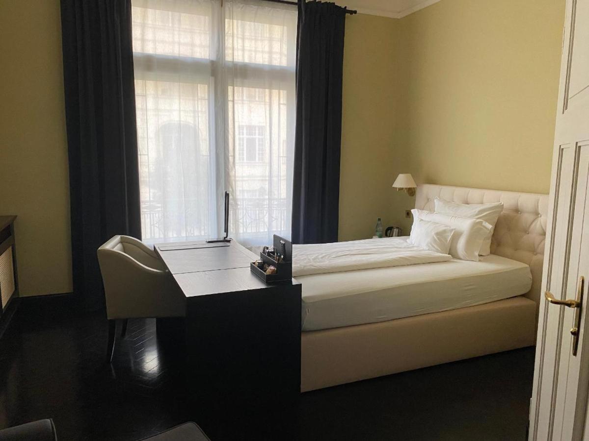 Single Room With Balcony