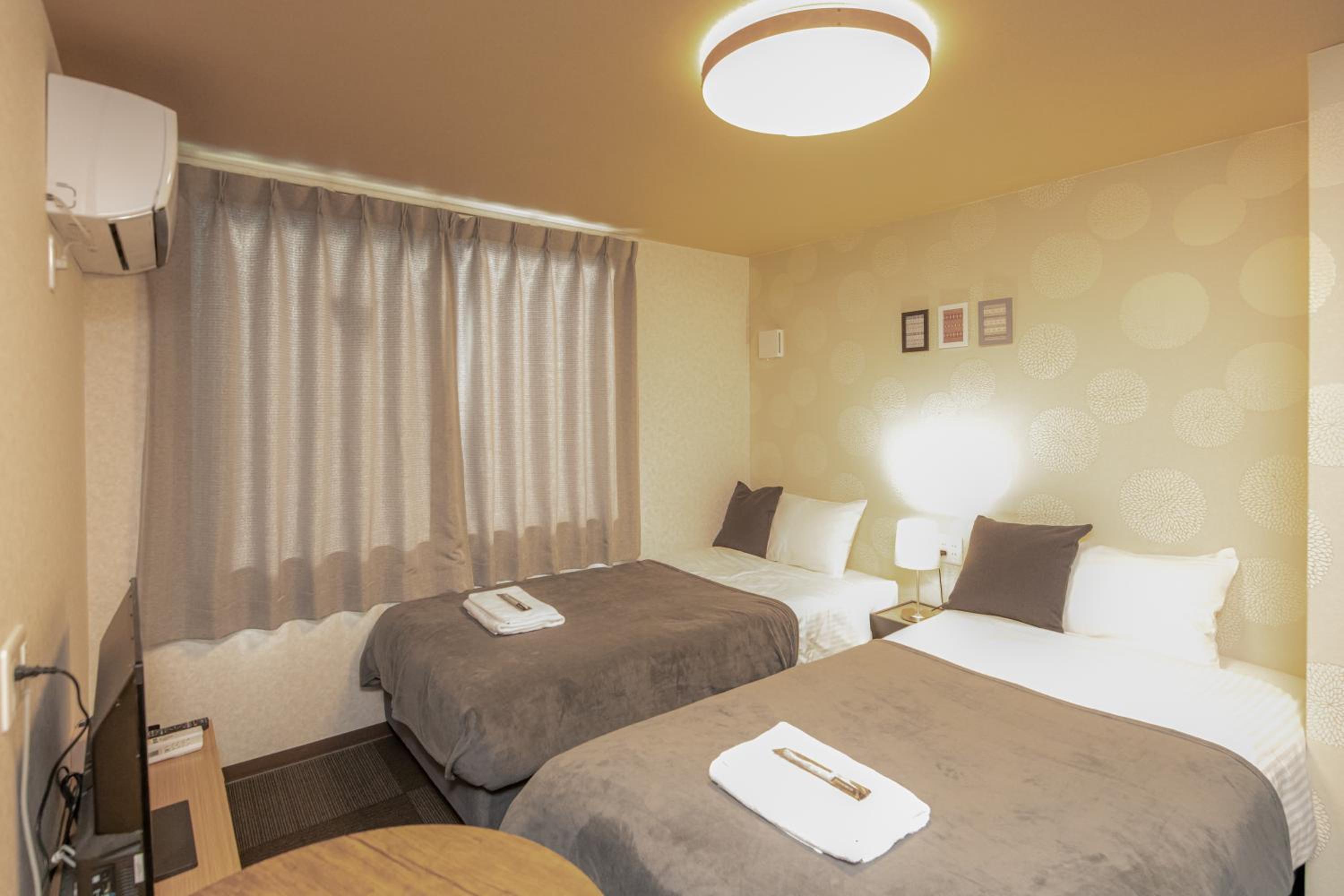 Deluxe Twin Room - Photo 6