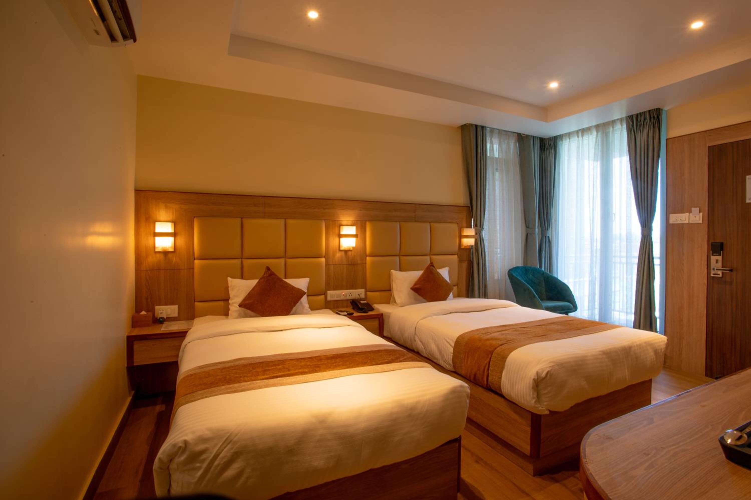 Double Or Twin Room - Photo 2
