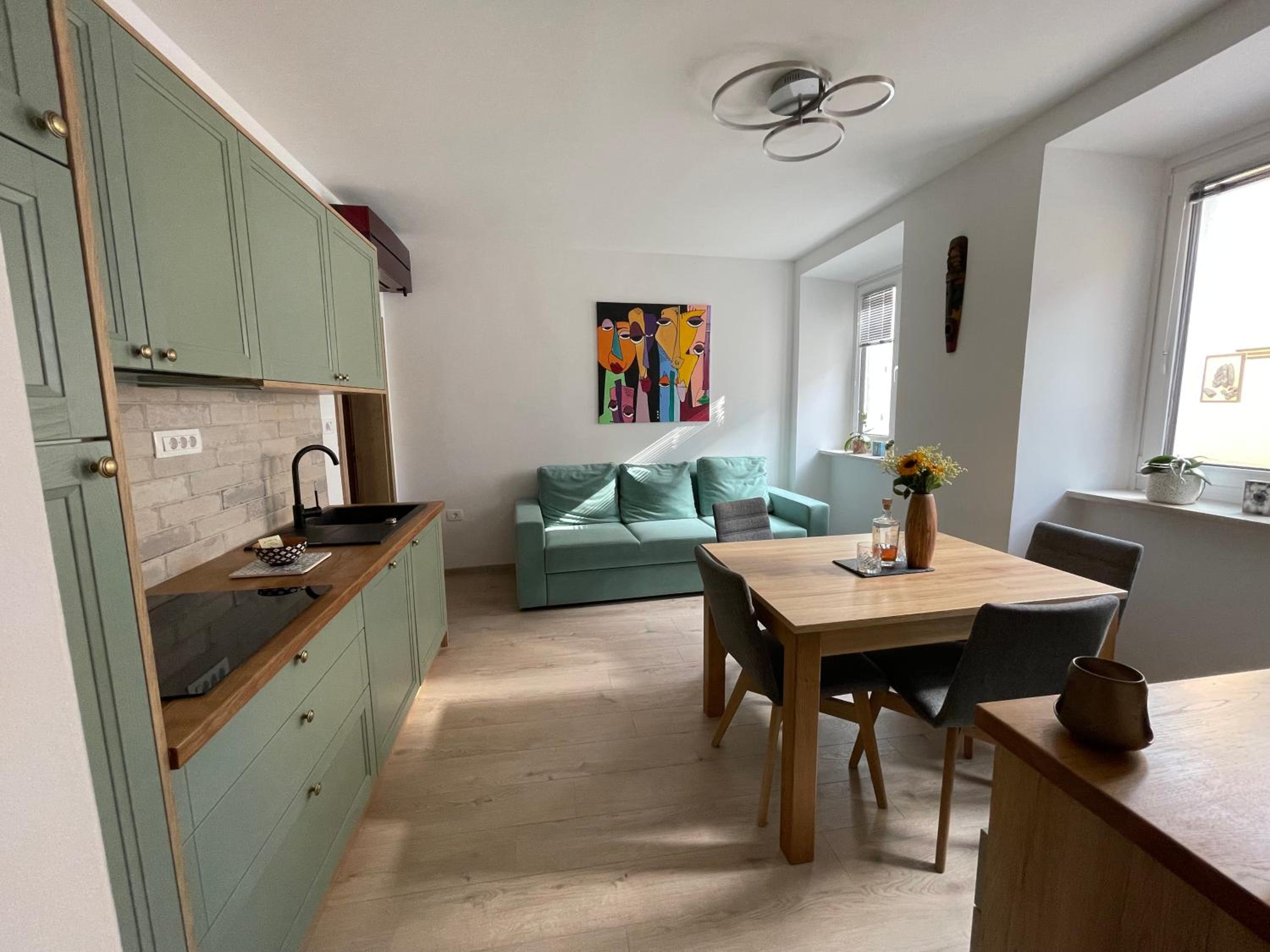 One-Bedroom Apartment