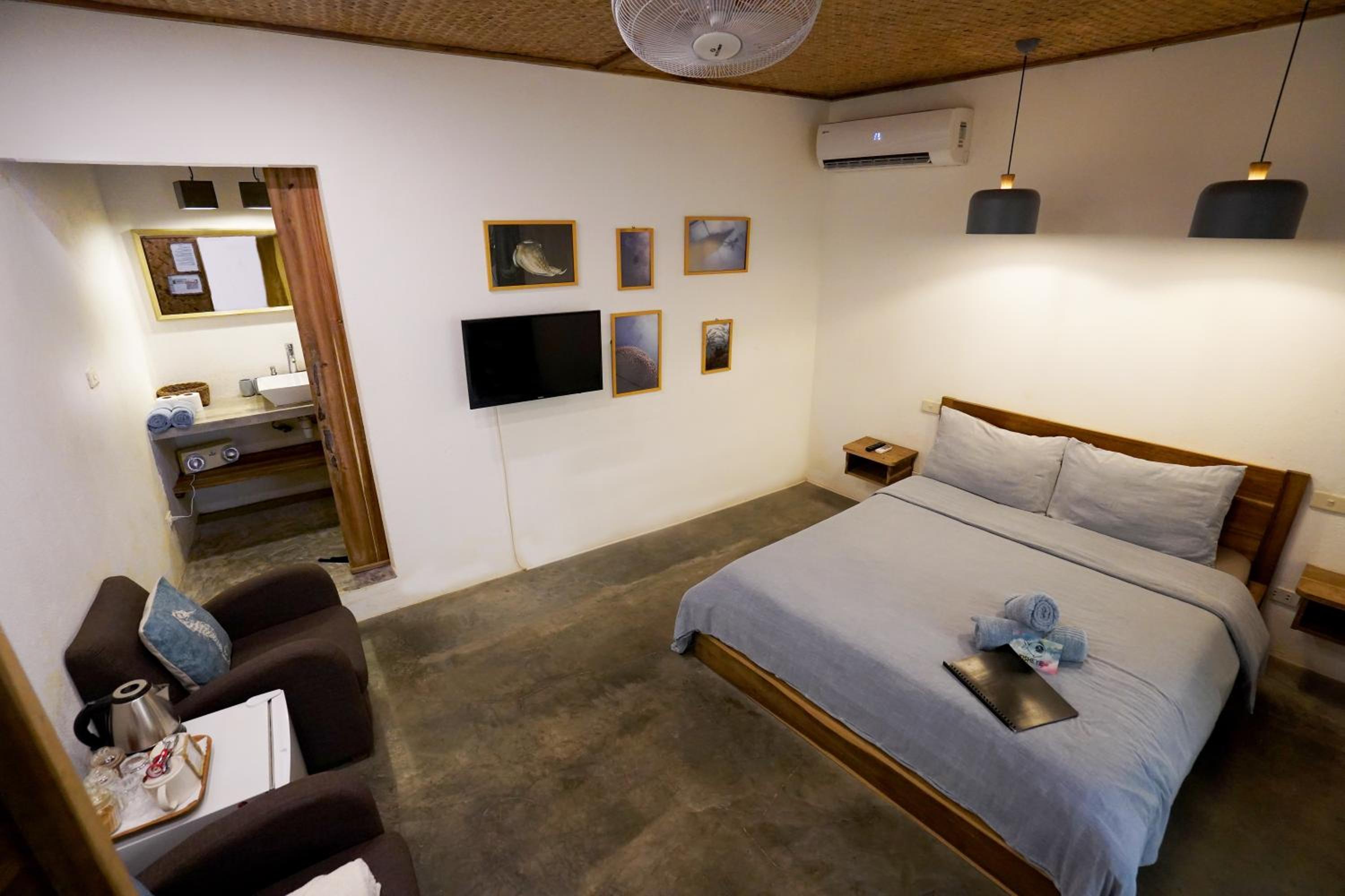 Apartment - Ground Floor - Photo 1