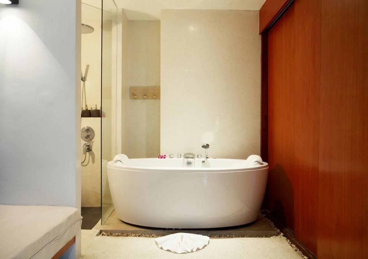 Beach Front Pool Villa with Daily Complimentary Mini-bar - Photo 13