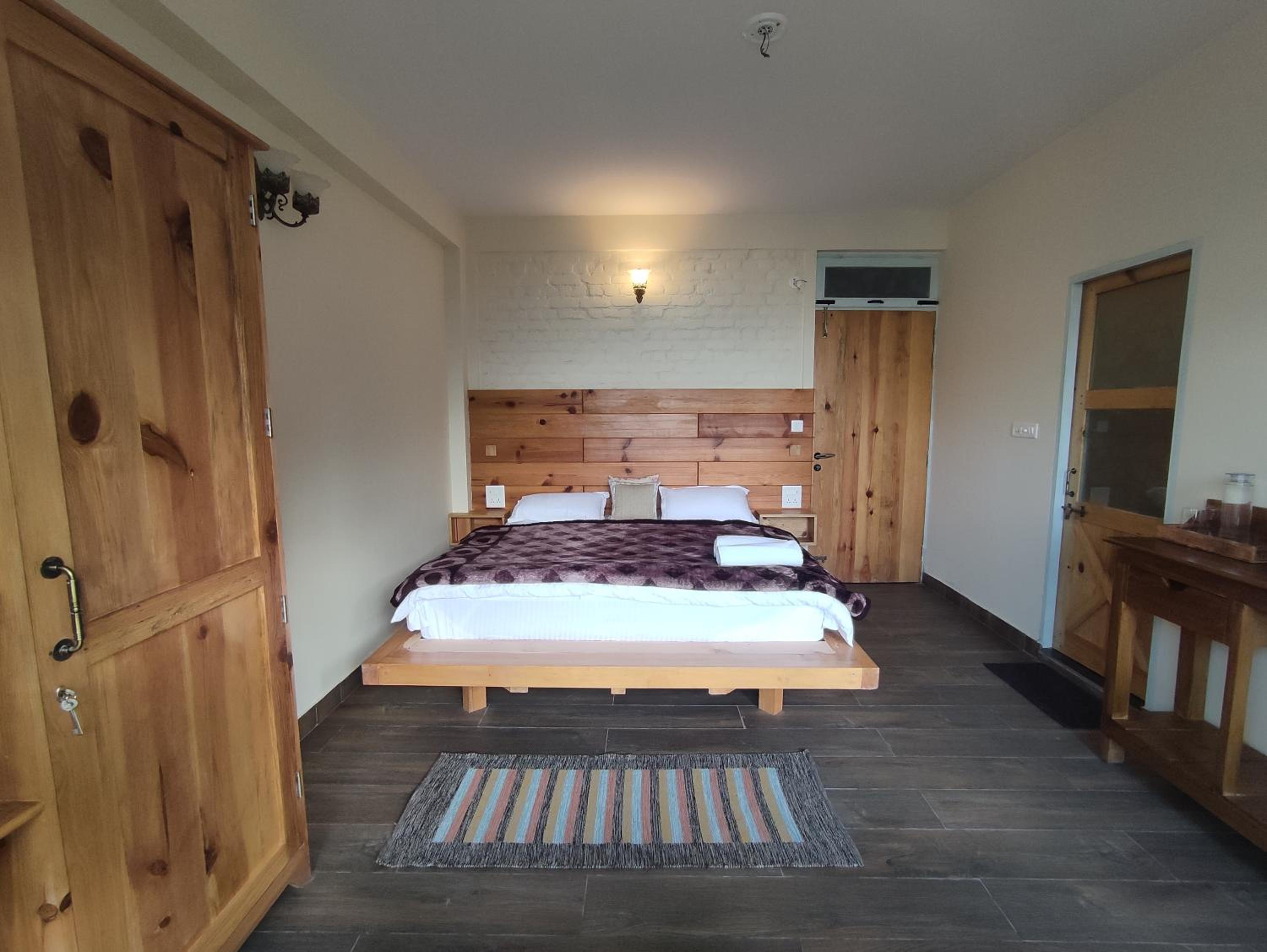 Double Room with Balcony photo 3