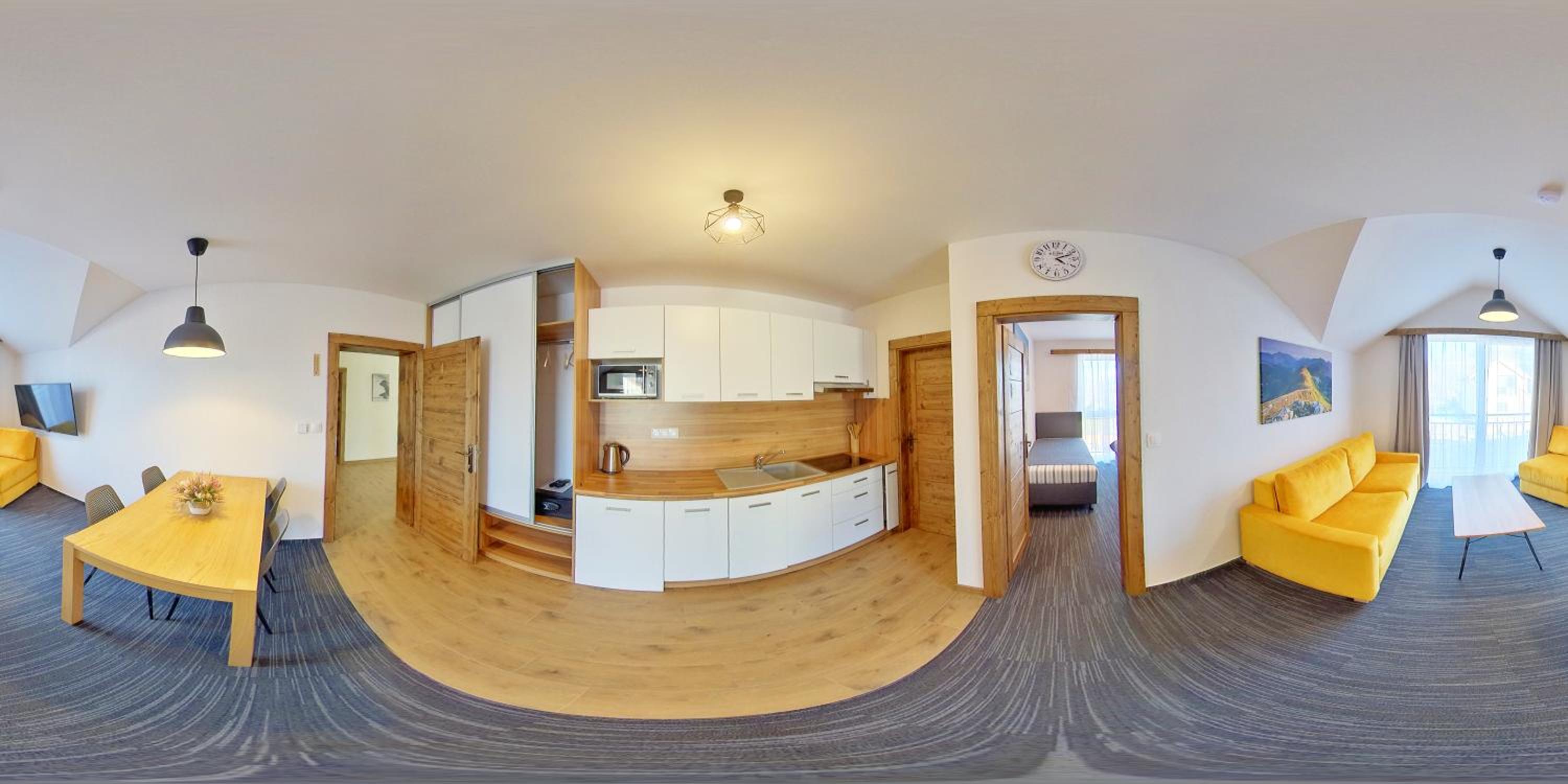 One-Bedroom Apartment photo 3