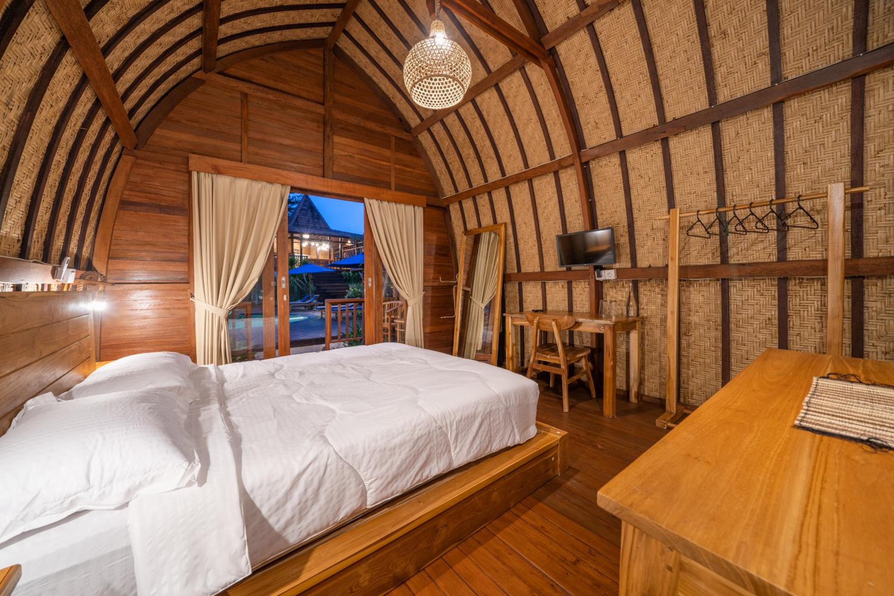 Double Room with Garden View - Photo 8