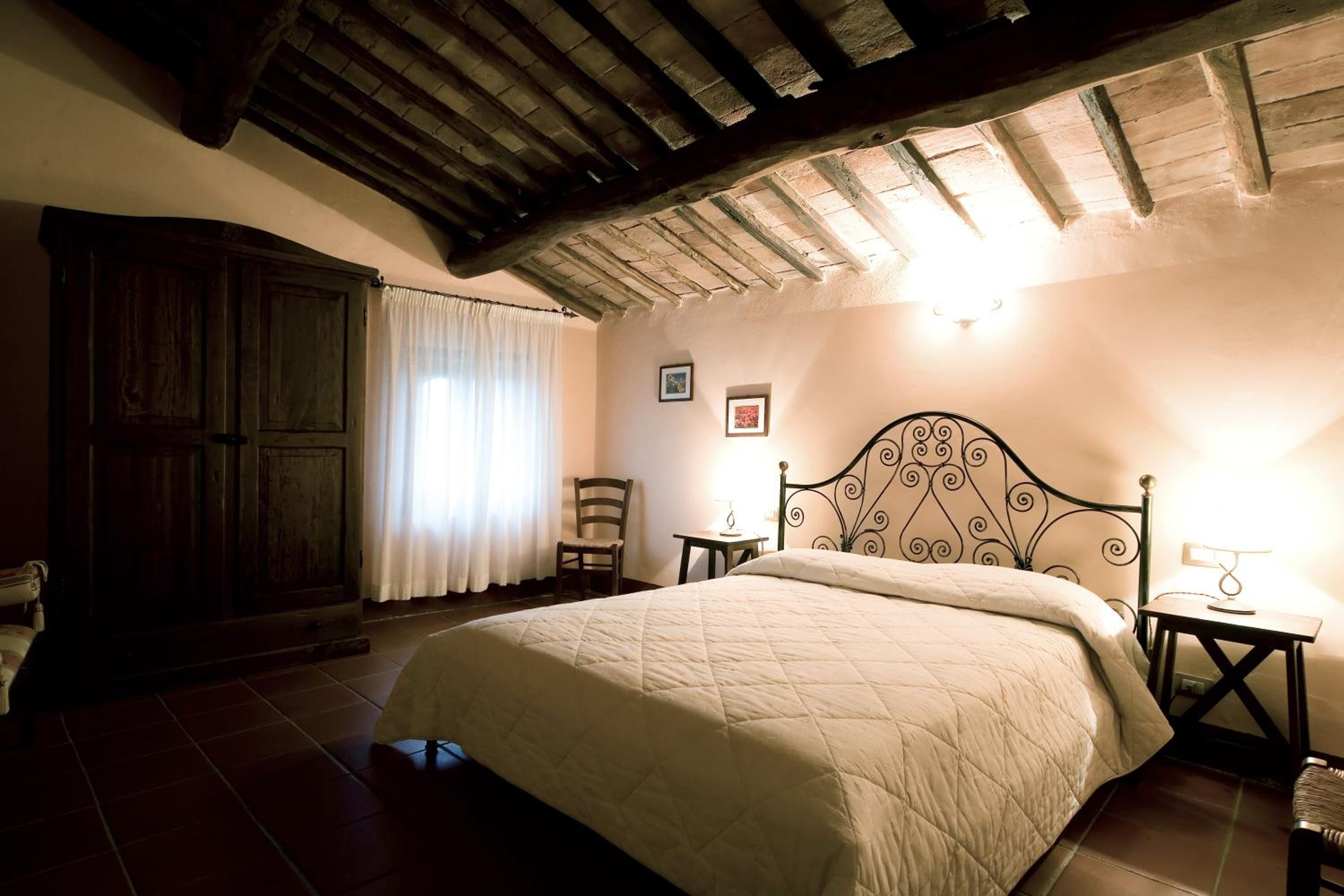 One-Bedroom Apartment (2 Adults) - Photo 31