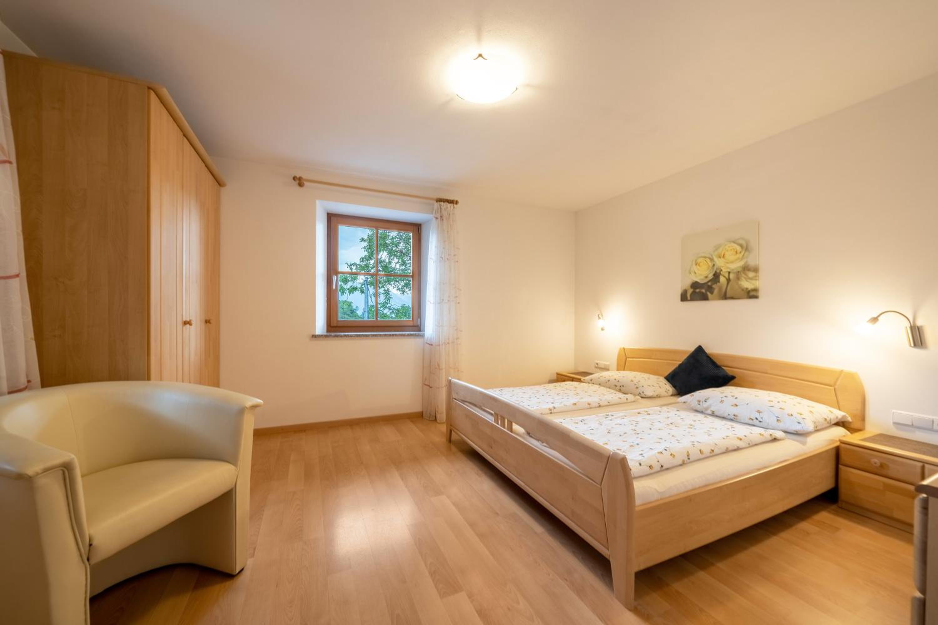 Superior One-Bedroom Apartment with Balcony